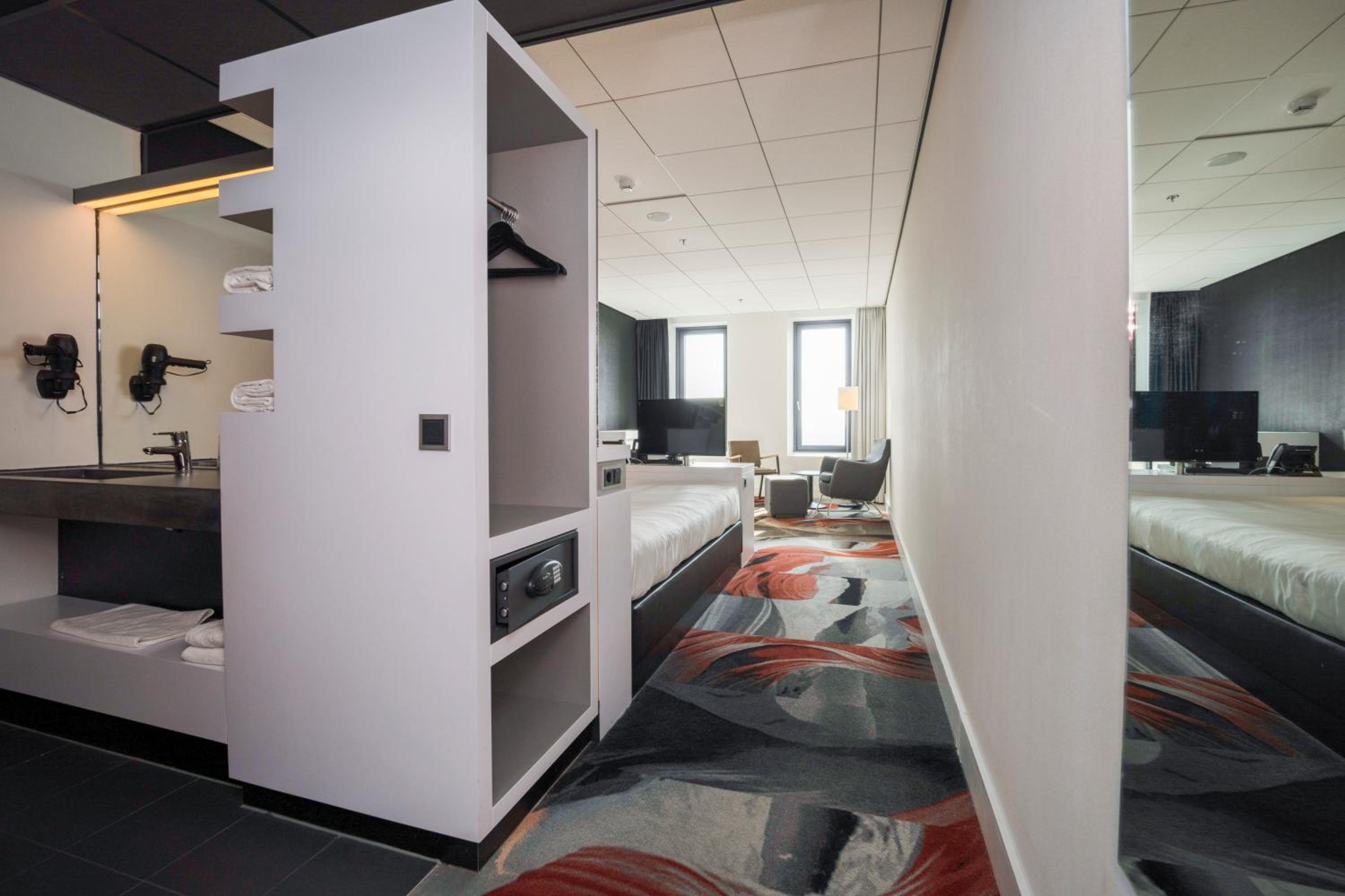 Leiden Vacations - Fletcher Wellness-Hotel Leiden - Property Image 1