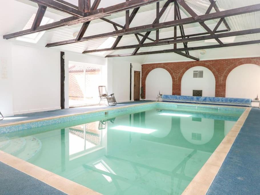 Amazing Spa Country House with Indoor Pool, Sauna and Steam Room view 2