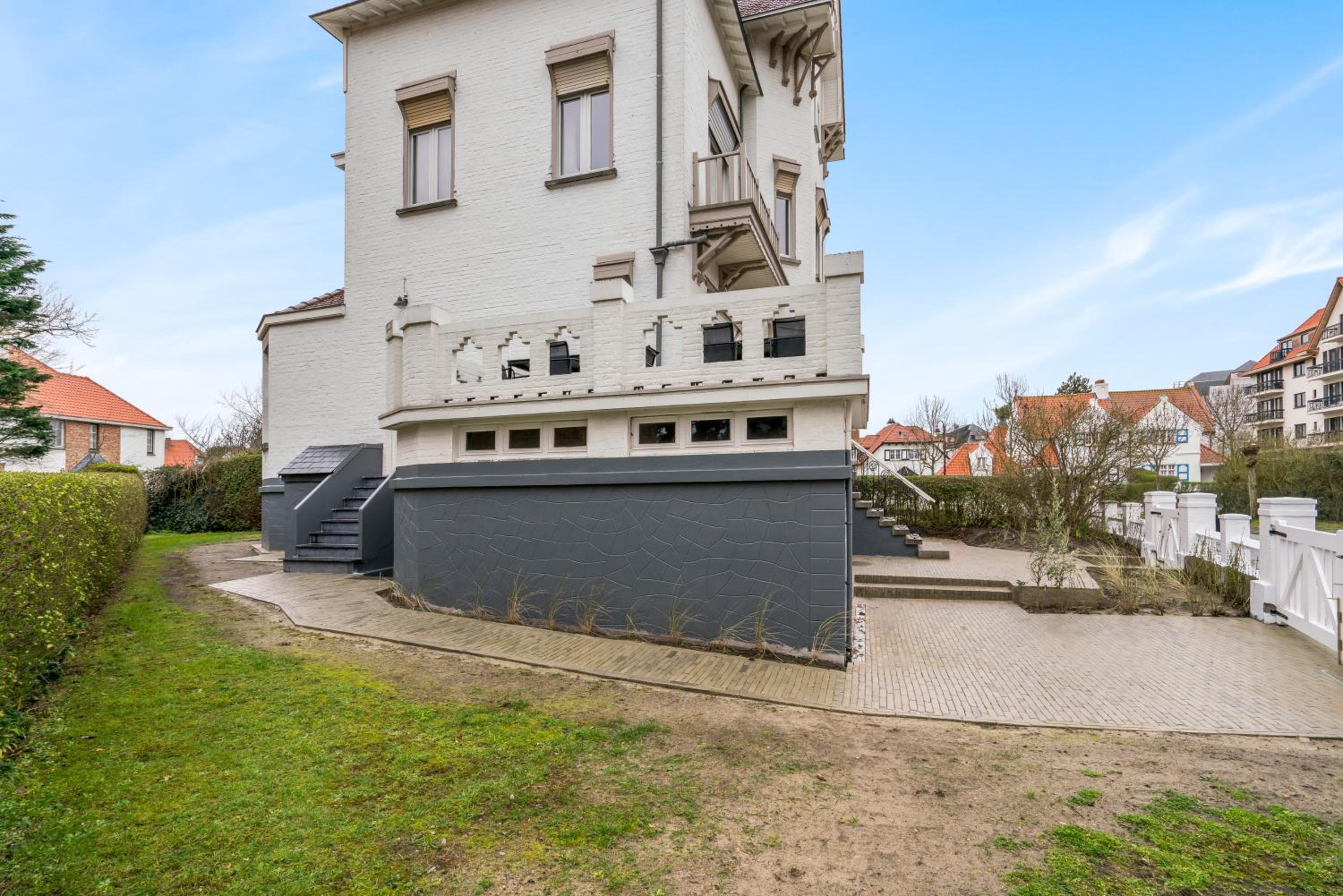 Oceanide - Gerenoveerde luxe villa vlak bij het strand