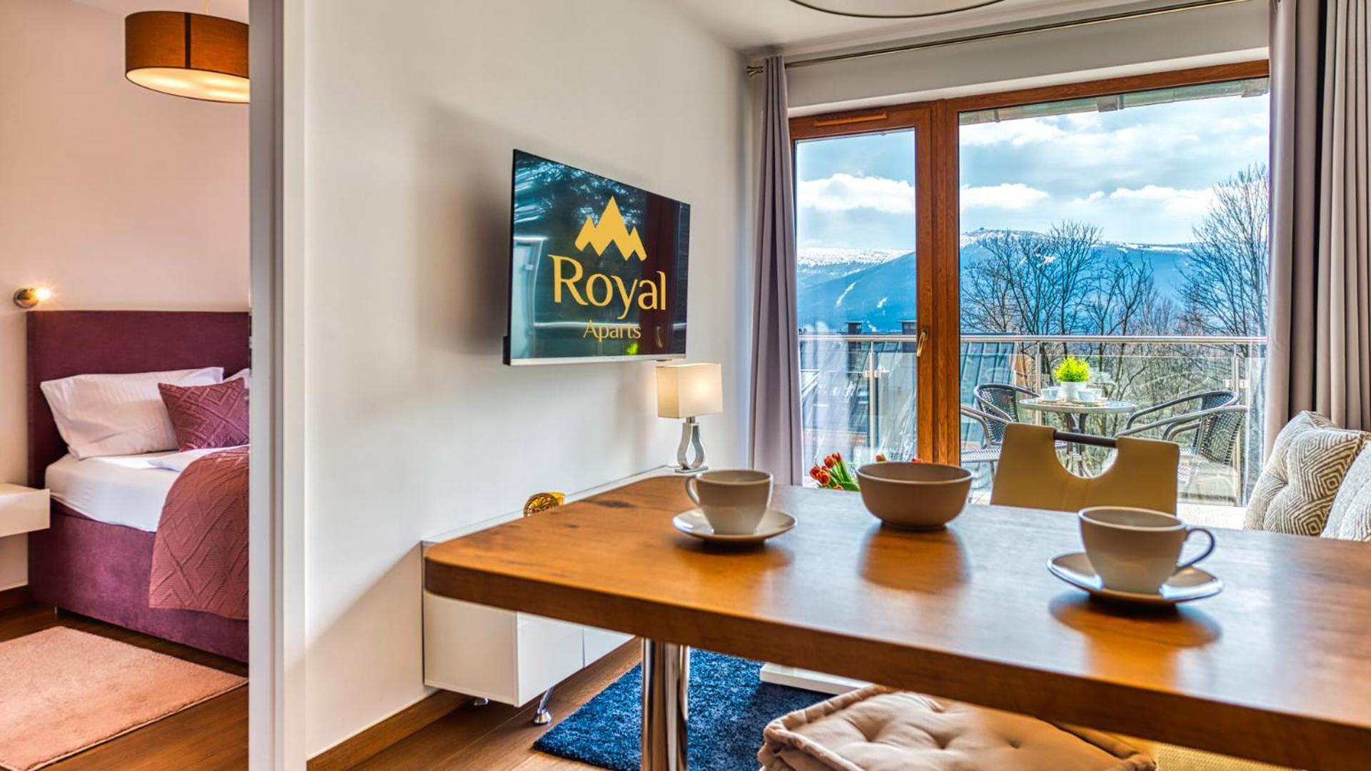Apartamenty ROYAL APARTS Widok 800 - z panoramą gór
