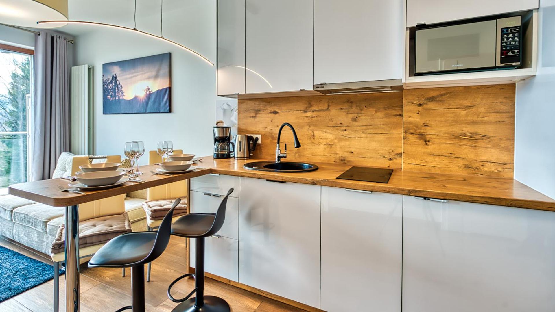 Apartamenty ROYAL APARTS Widok 800 - z panoramą gór
