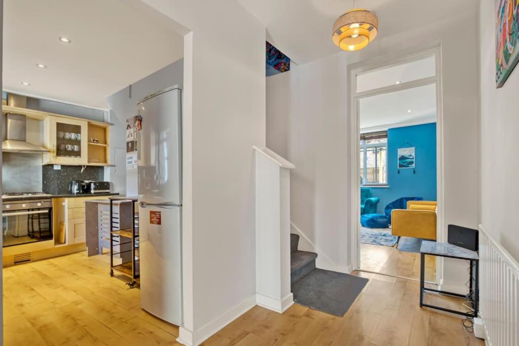 Lovely 3-Bed Clapham Common