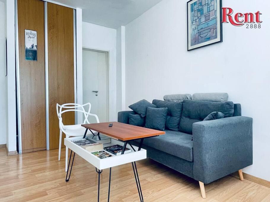 Rent Darwin y Velasco