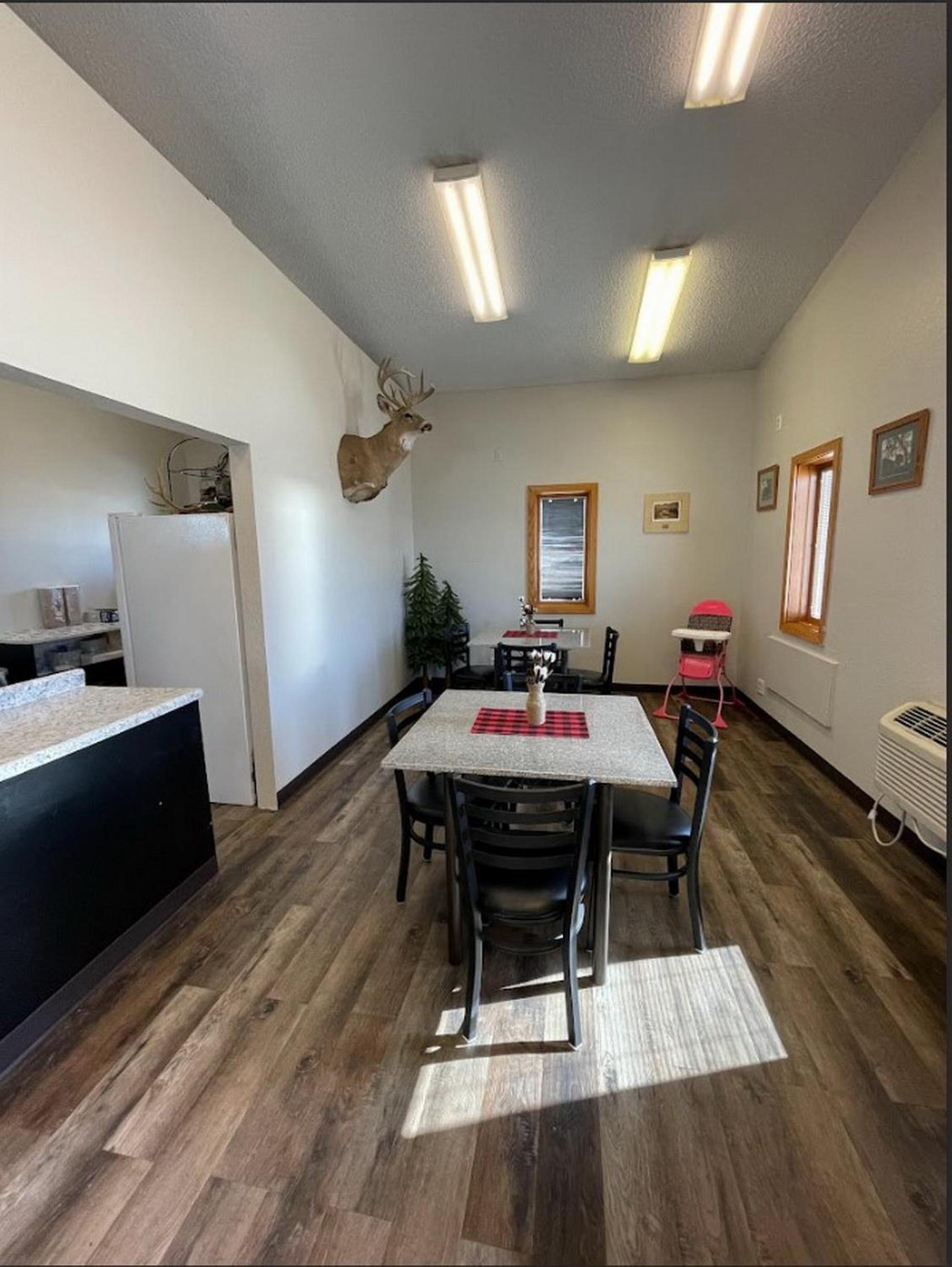 Glendive Lodge