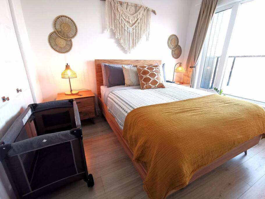 Penthouse With FREE indoor Parking Downtown