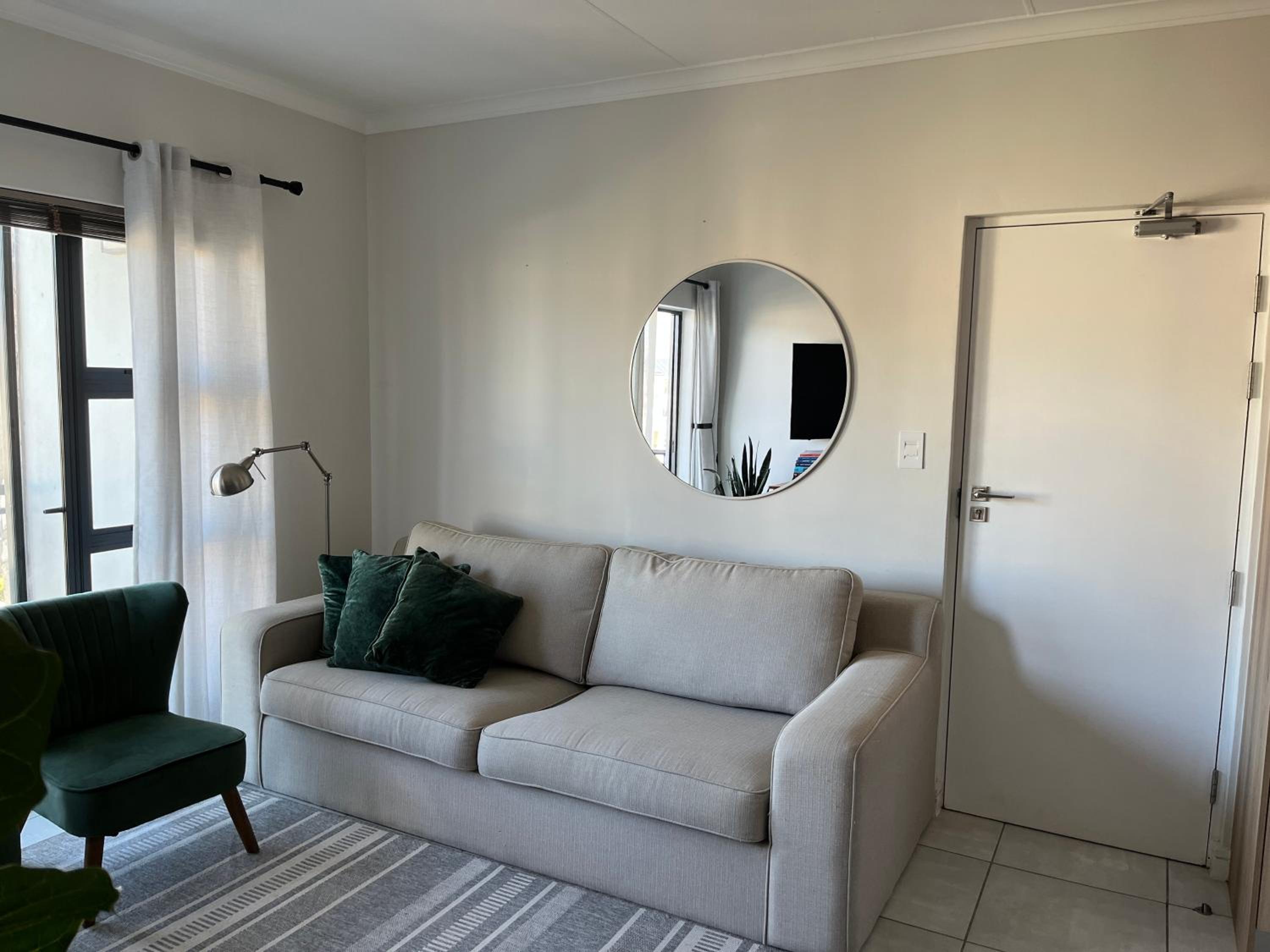 Luxury one bedroom apartment view 5