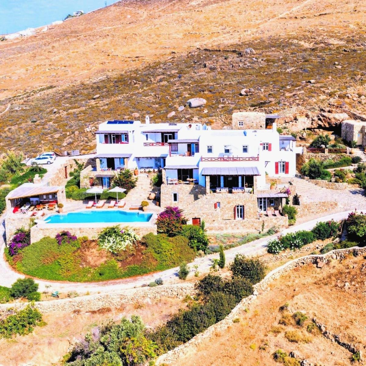 VILLA NAUTILIA - Luxury Villa with staff
