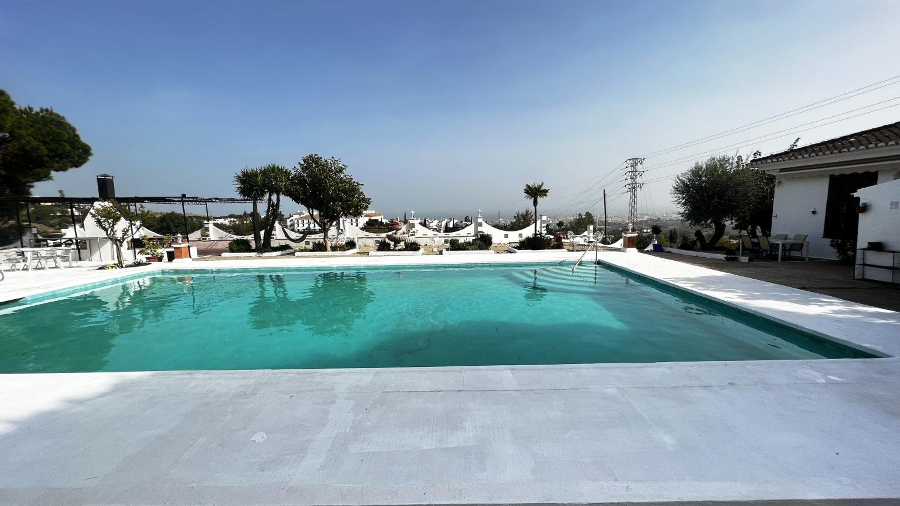 Exceptional villa in Mijas with private pool, sea view