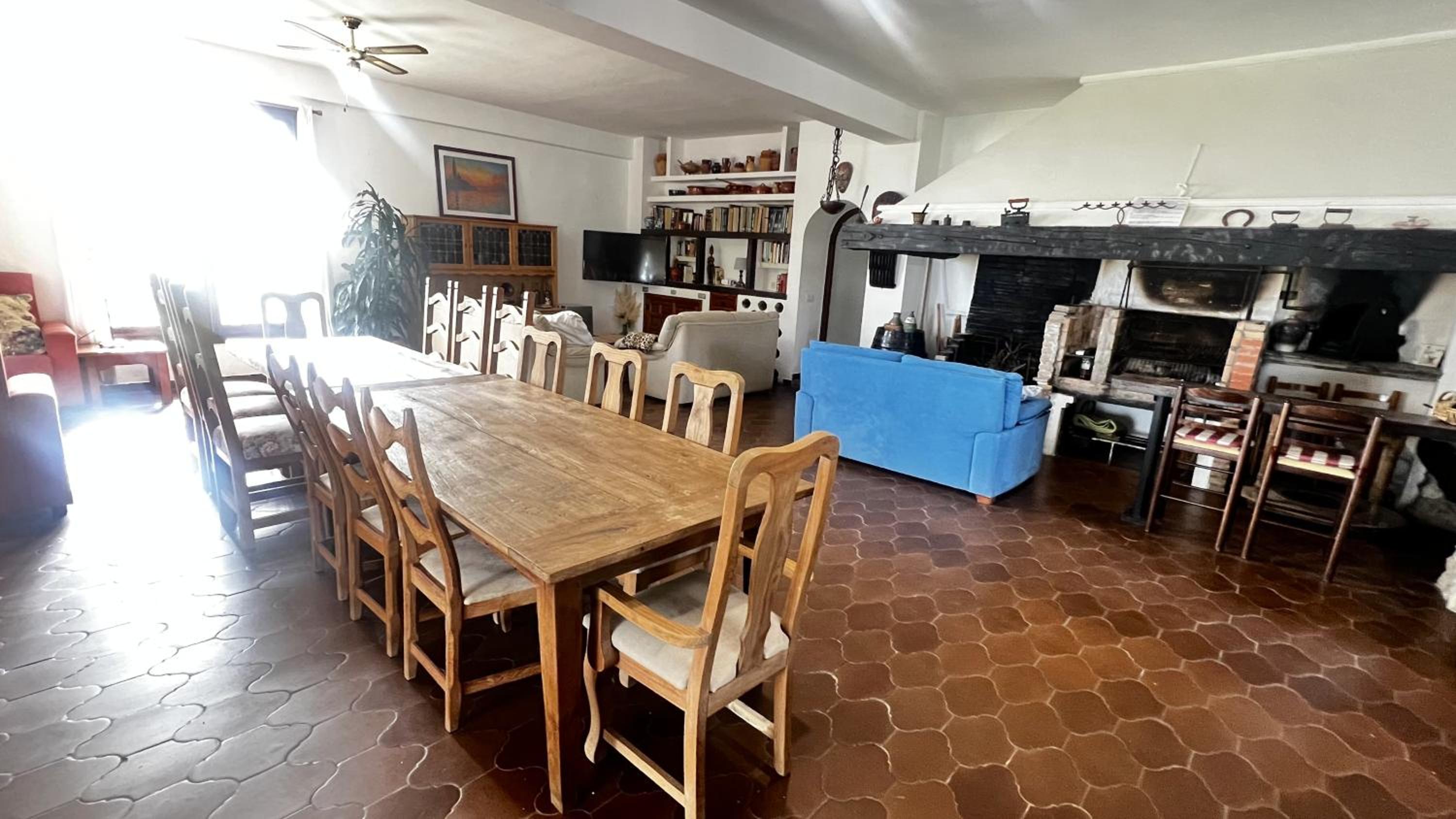 Exceptional villa in Mijas with private pool, sea view