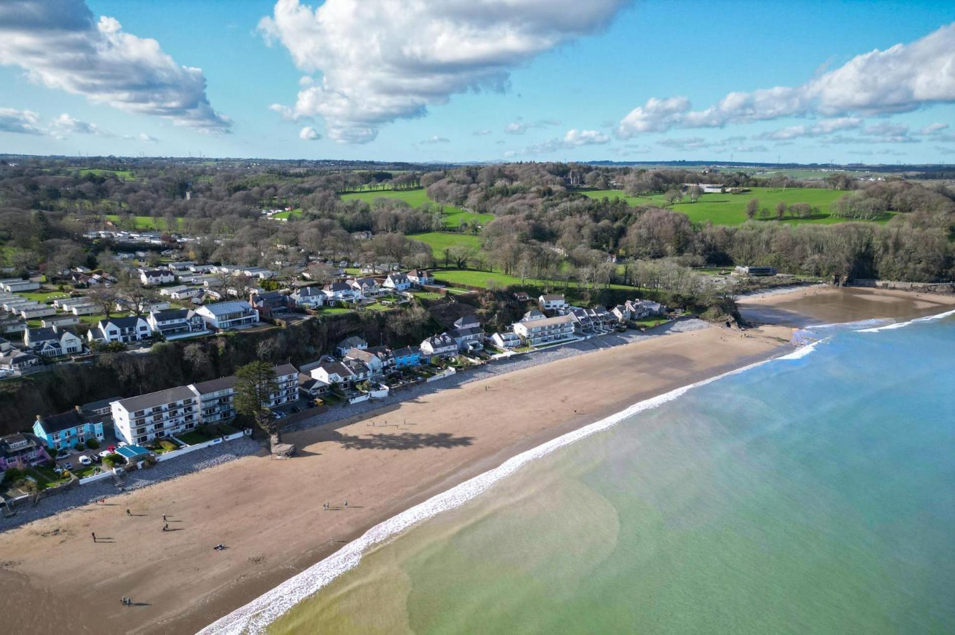 Beach Court - 1 Bedroom Apartment - Saundersfoot view 3