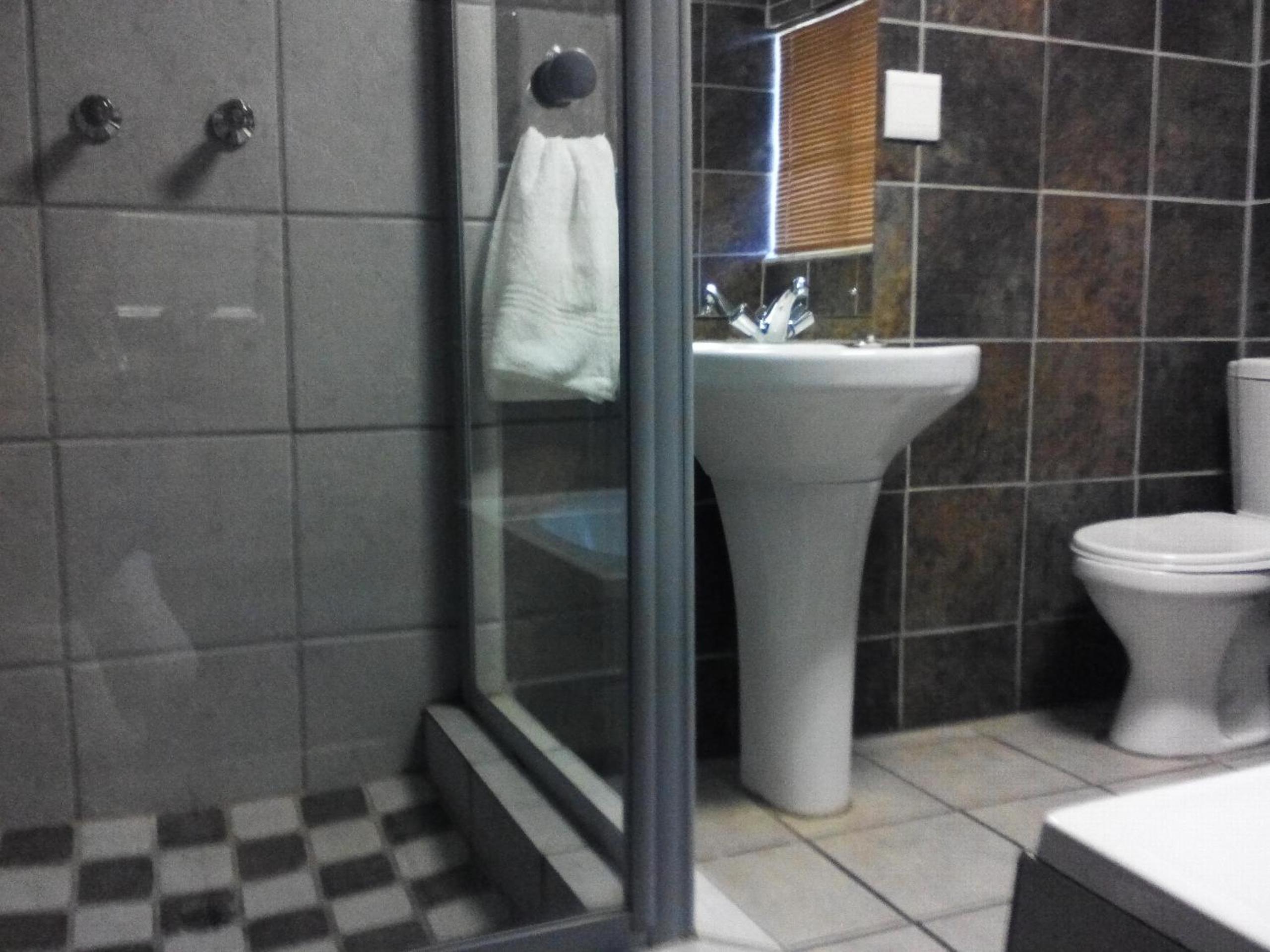 Photo 48