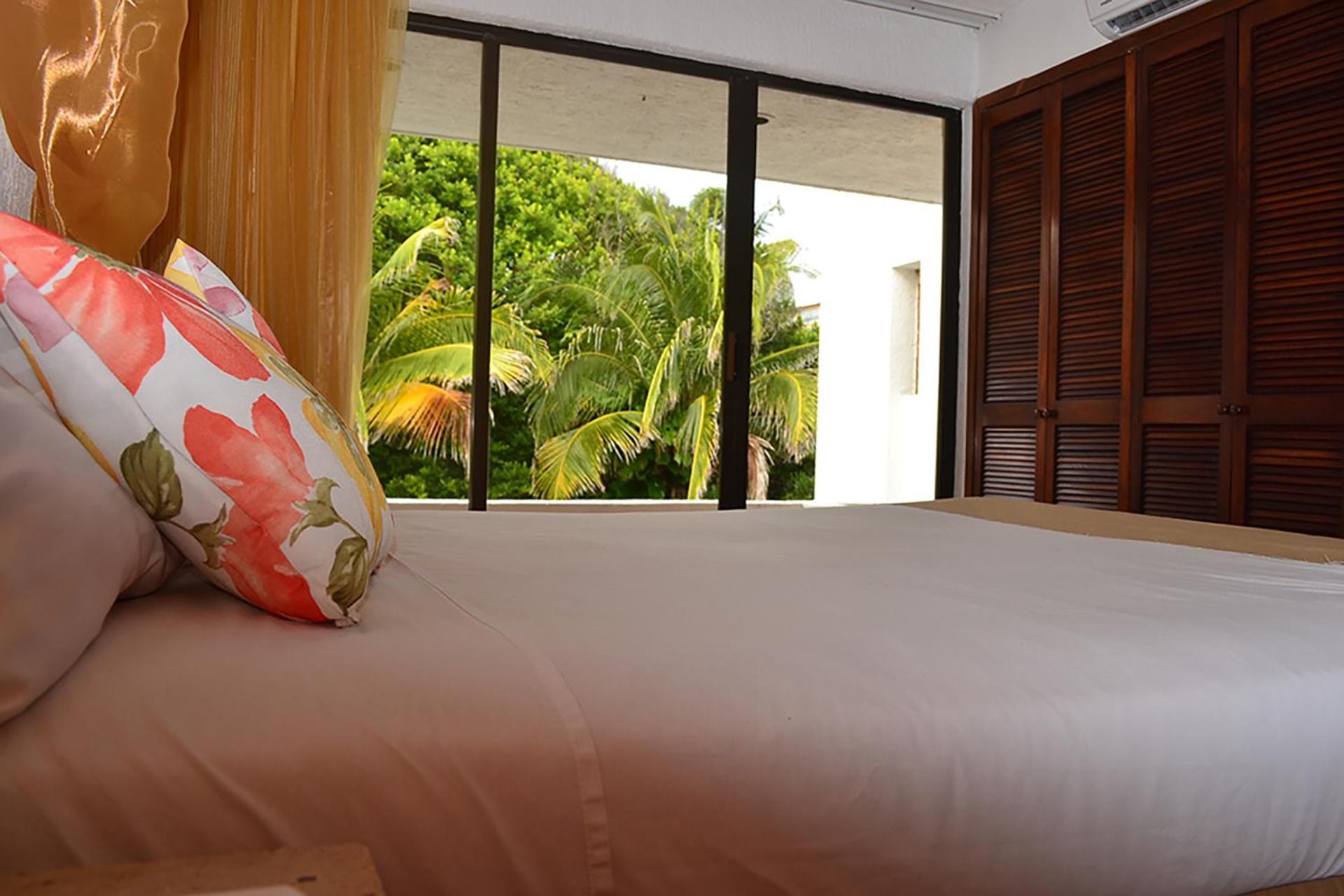 Cancun Villa Agave, access to the Beach!