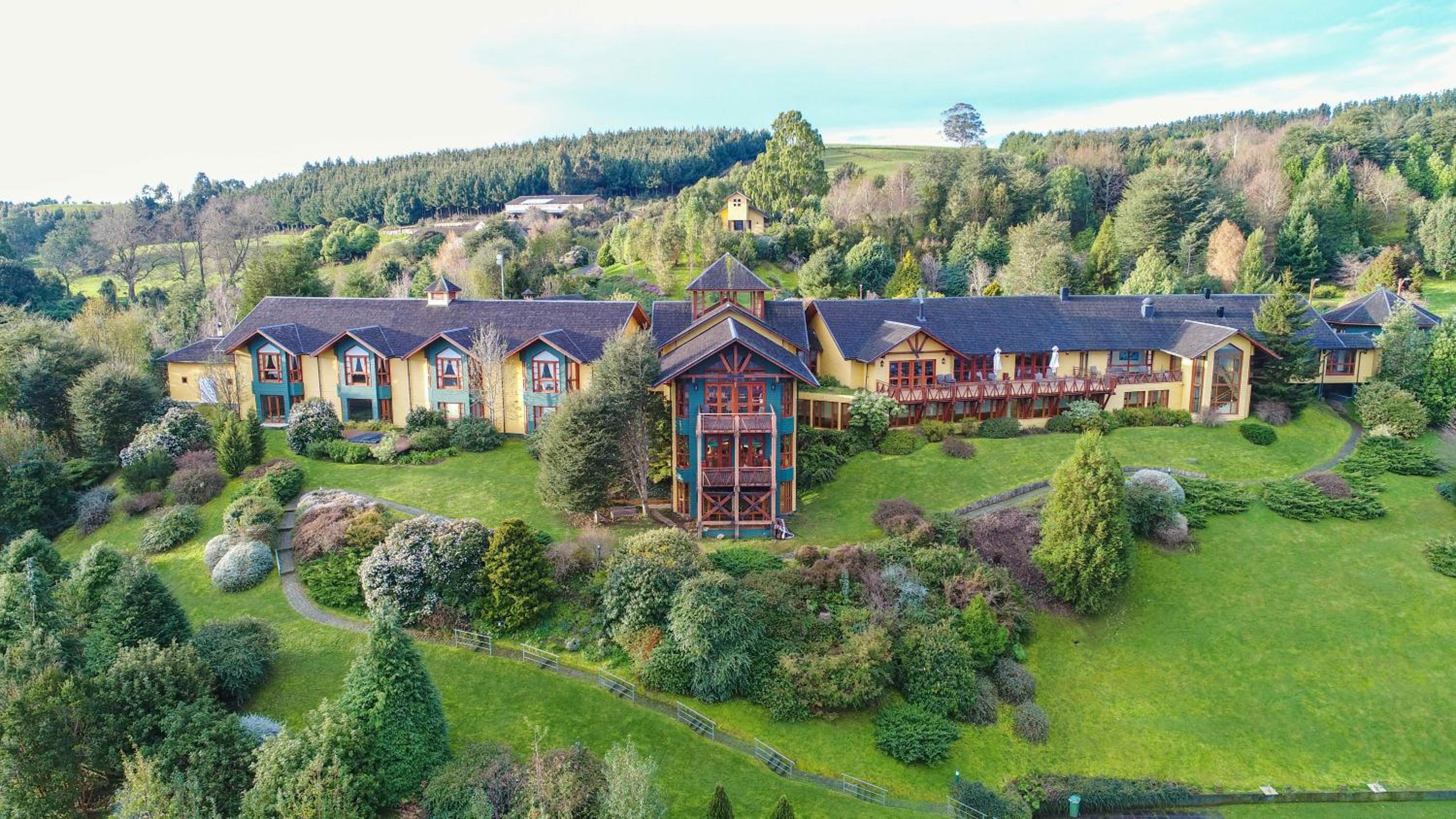 Hotel y Cabañas Punta Larga - Caja Los Andes