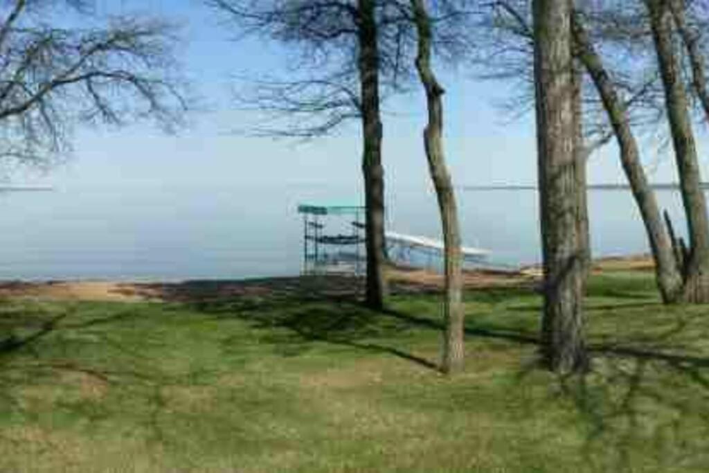 Dog Friendly Leech Lake Home w Perfect Beach Garage Boat Lift view 5