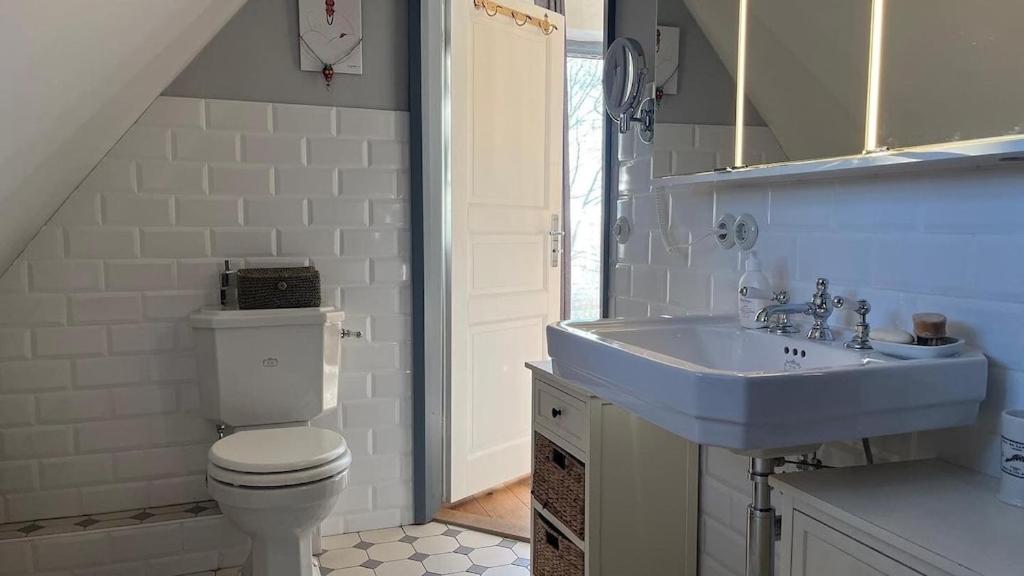 Reetdachhaus Warft Simmerdeis - Maisonettewohnung