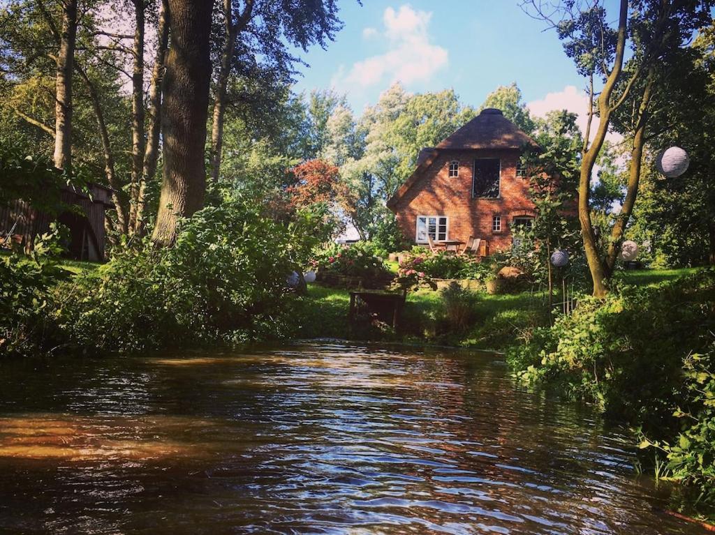 Reetdachhaus Warft Simmerdeis - Maisonettewohnung