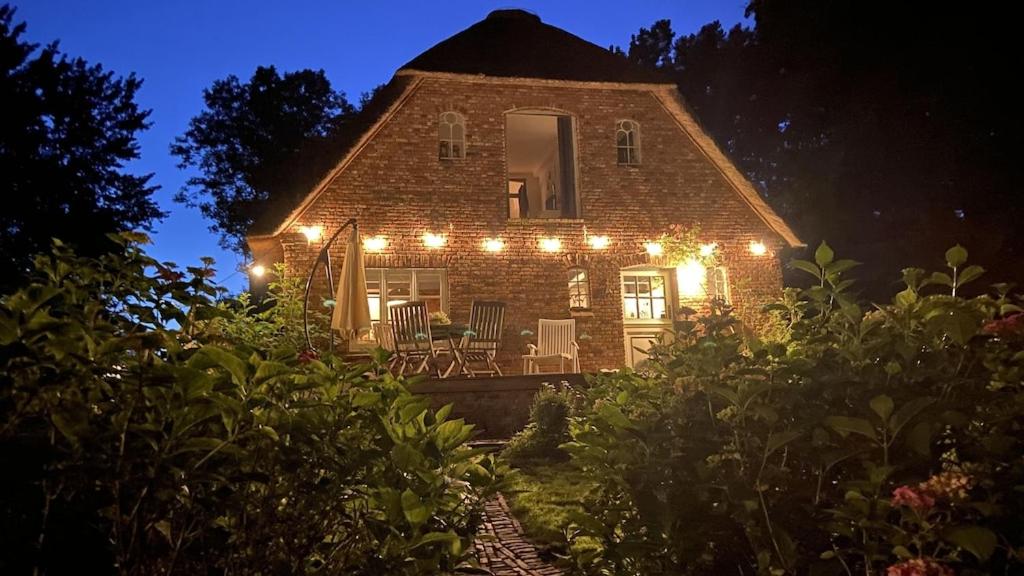 Reetdachhaus Warft Simmerdeis - Maisonettewohnung