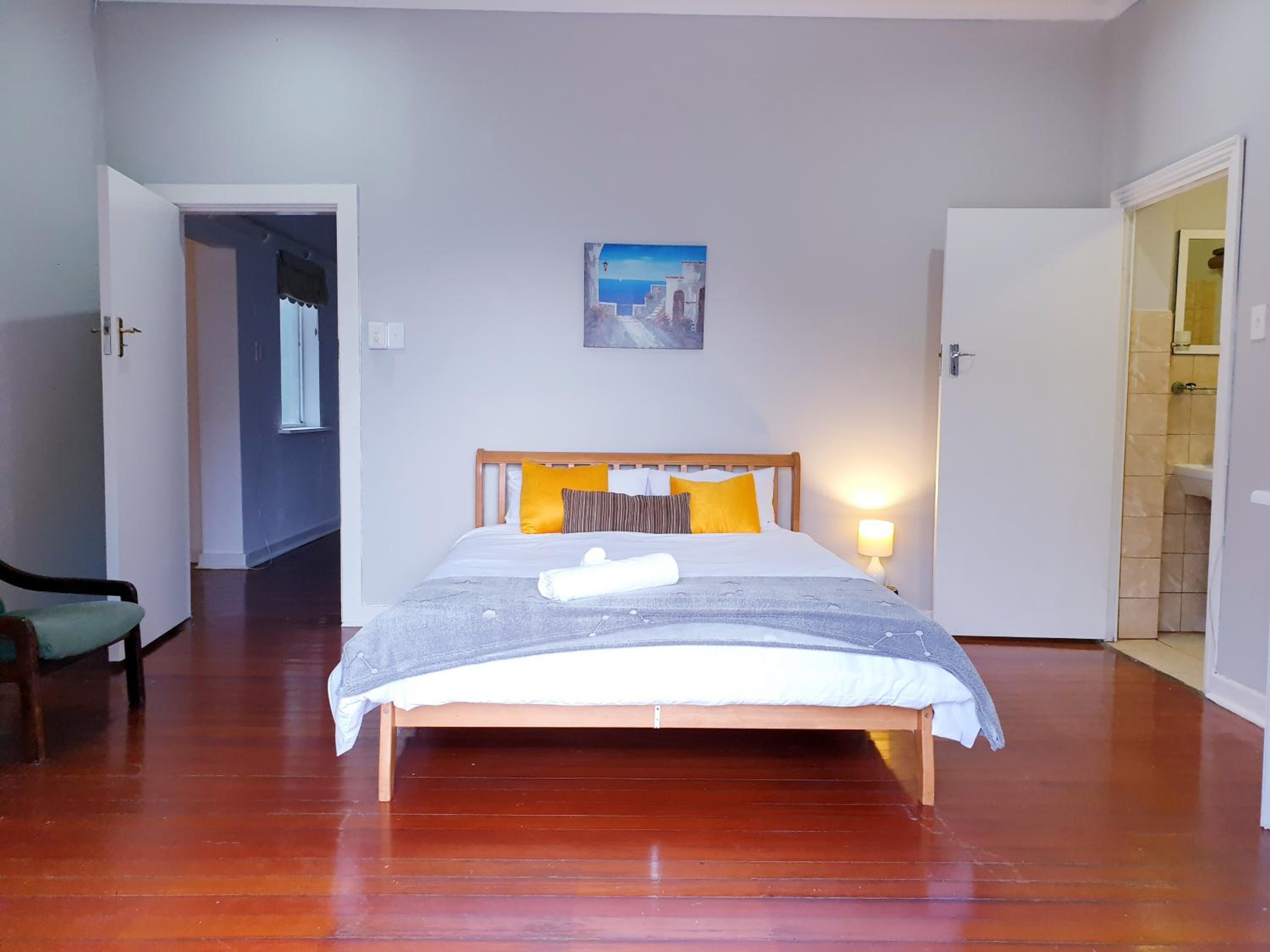 Sunset Manor view 3