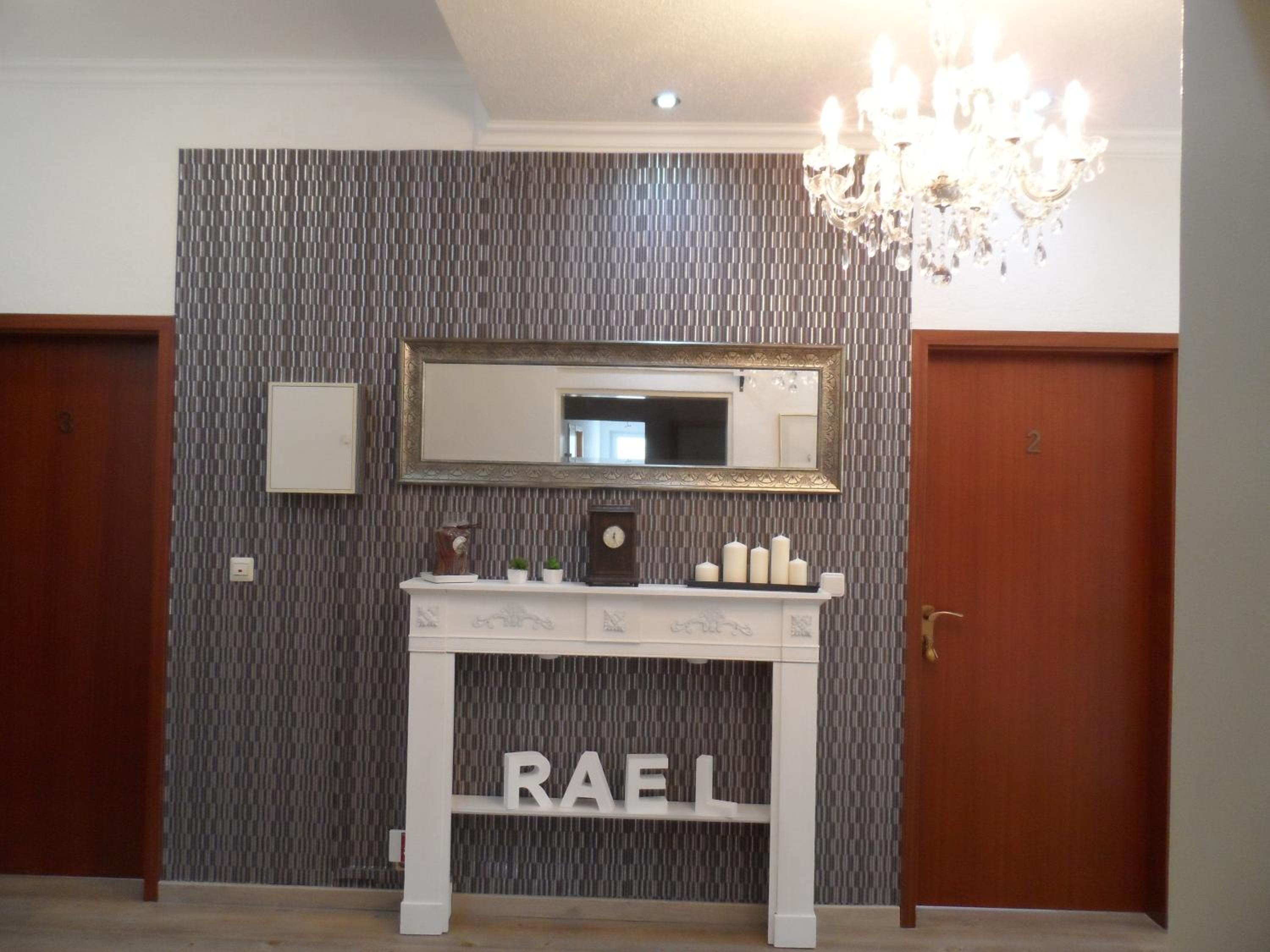 Rael-Boardinghouse
