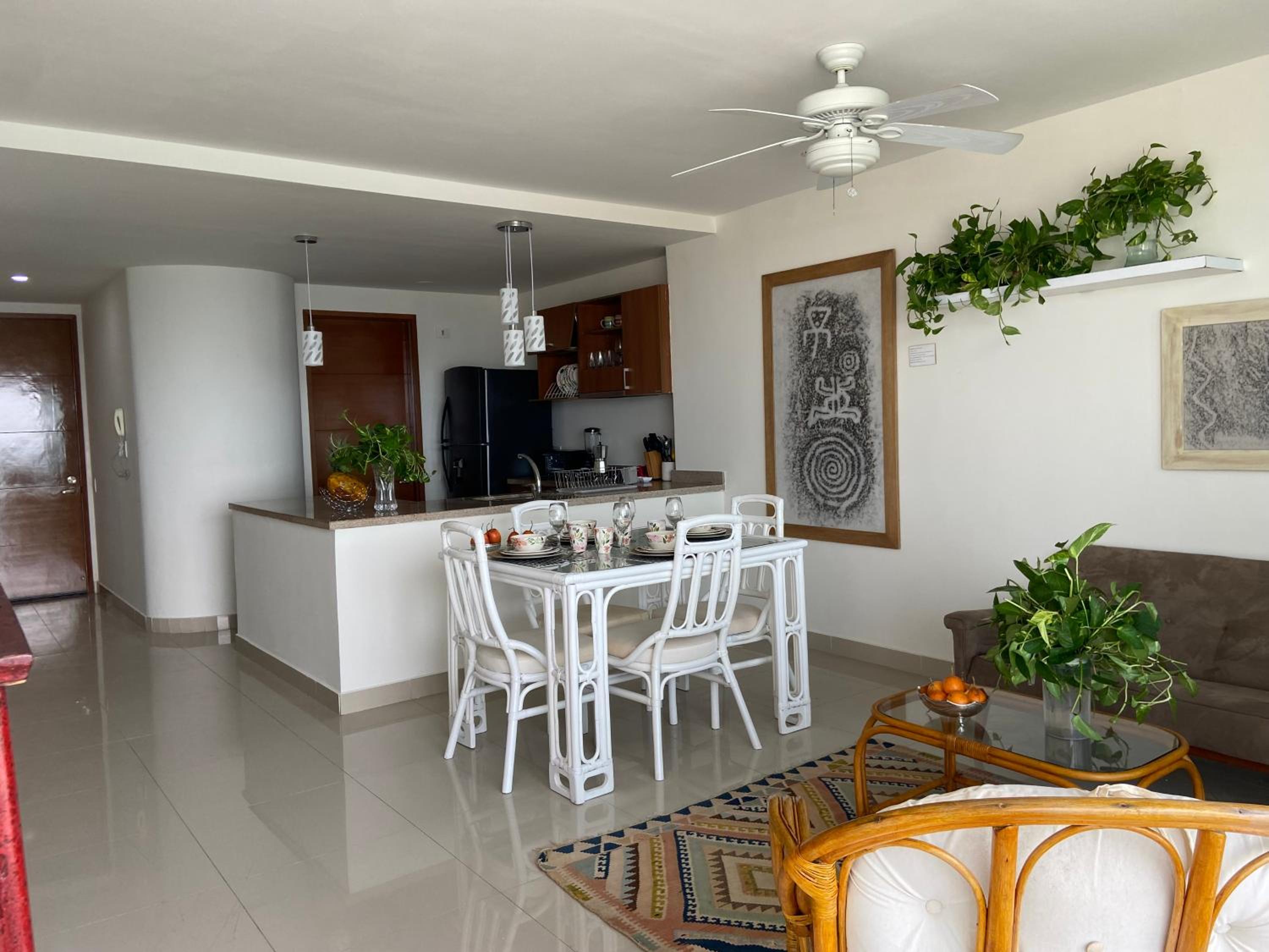 SkyMar Luxury 27