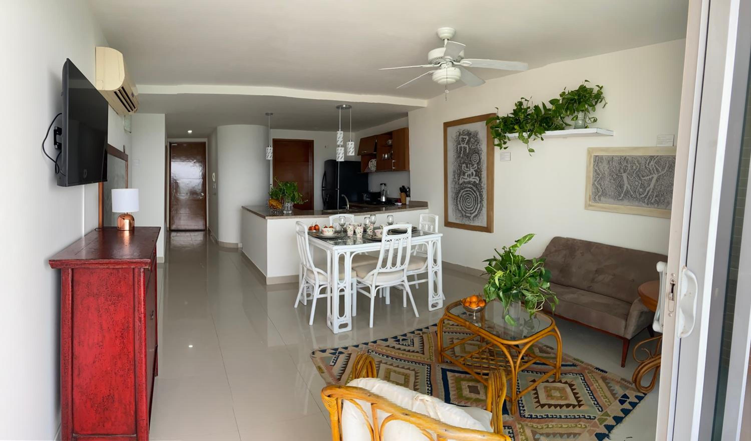 SkyMar Luxury 27