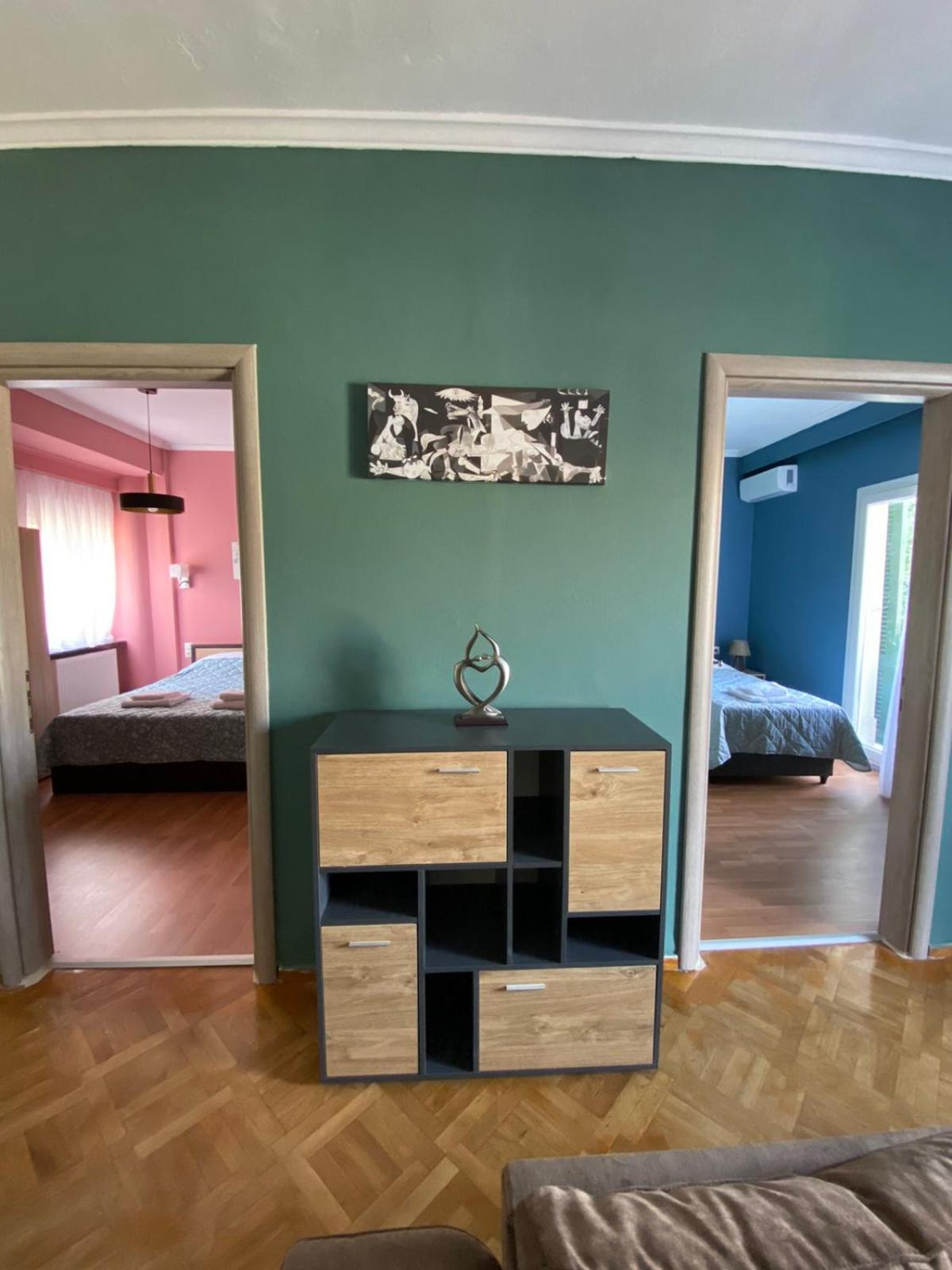 Gnaios penthouse