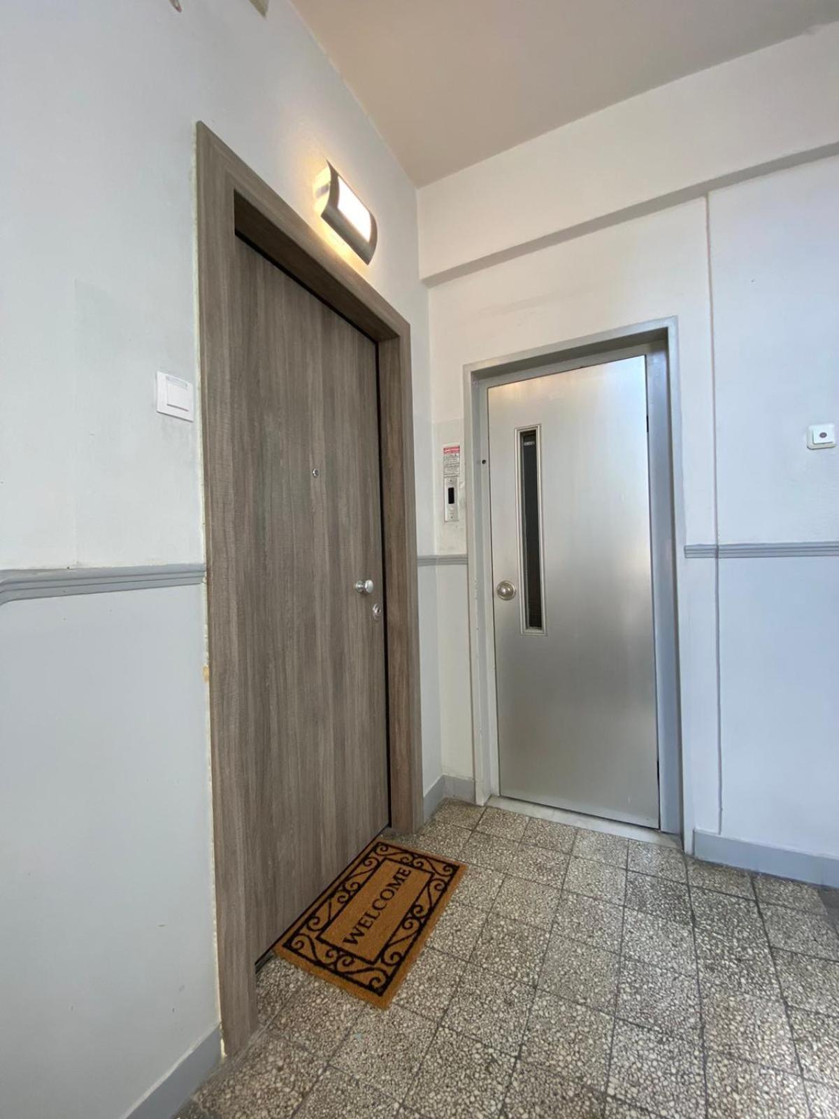 Gnaios penthouse