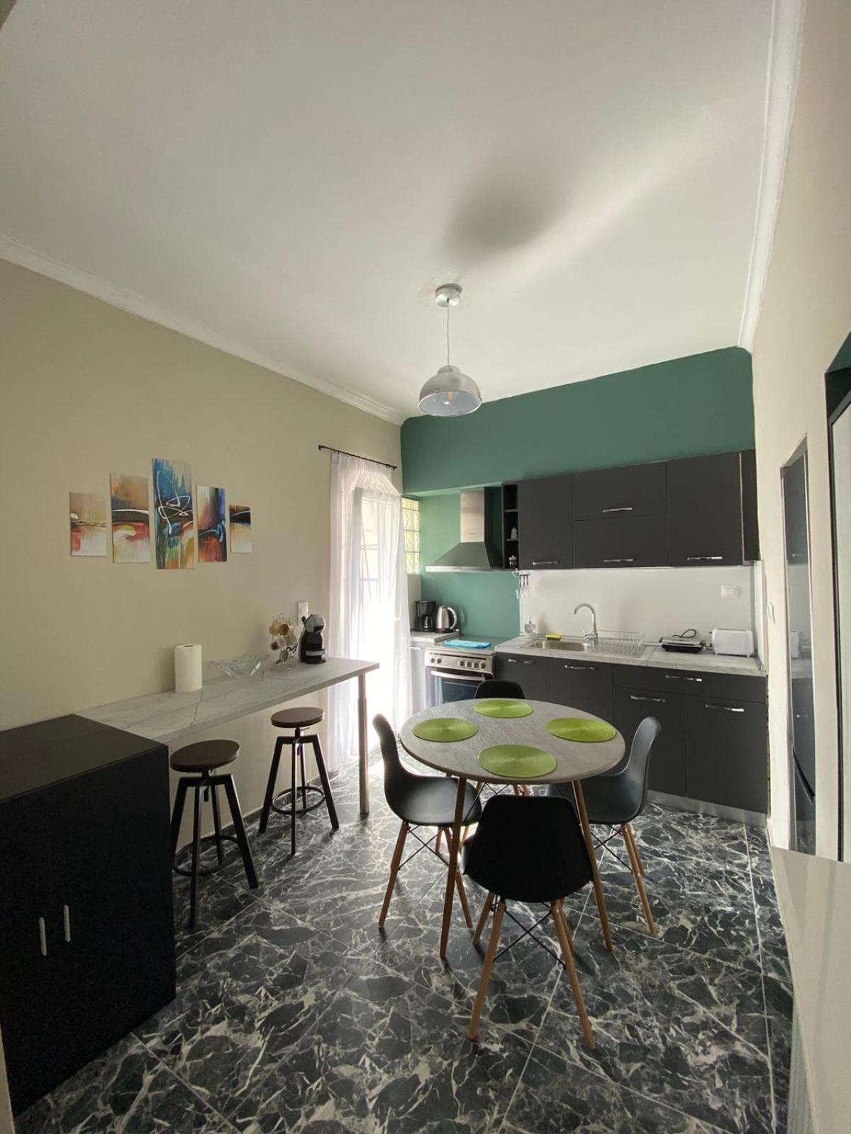 Gnaios penthouse