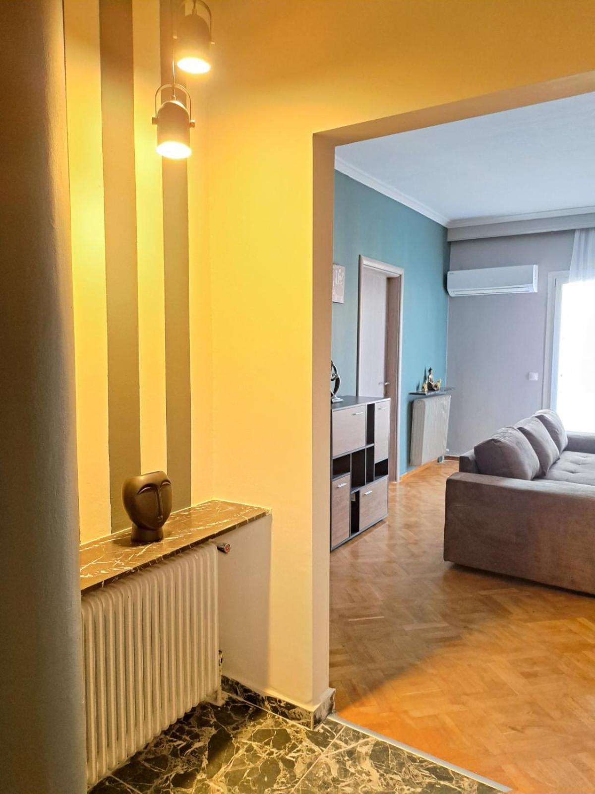 Gnaios penthouse