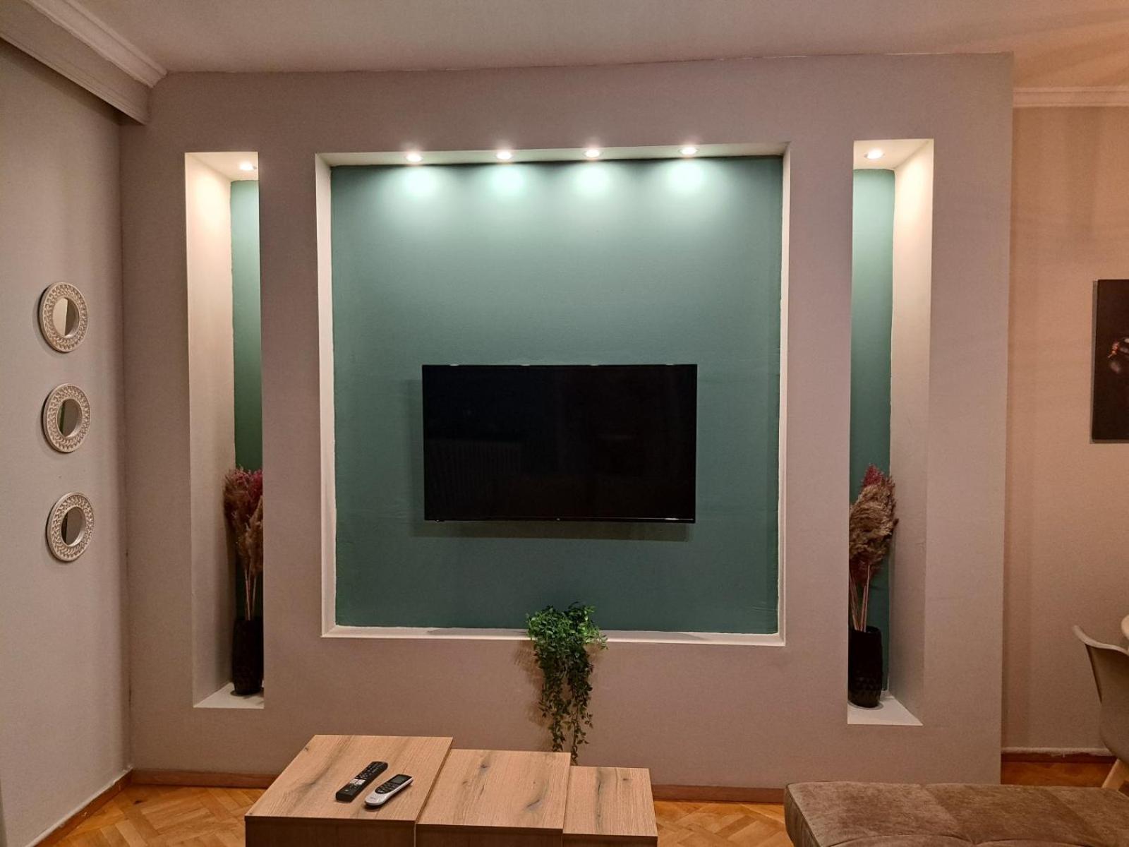 Gnaios penthouse