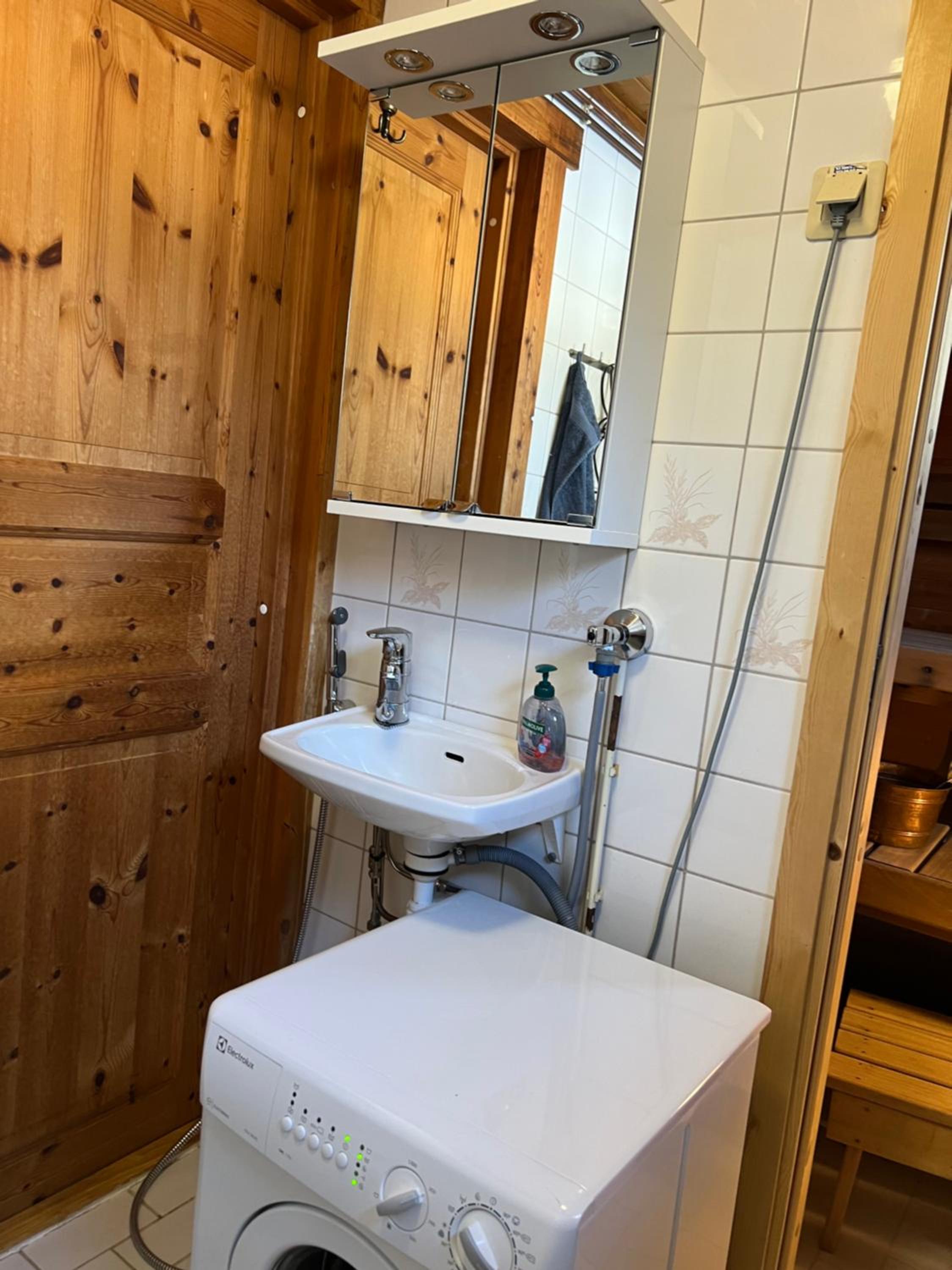 Photo 18