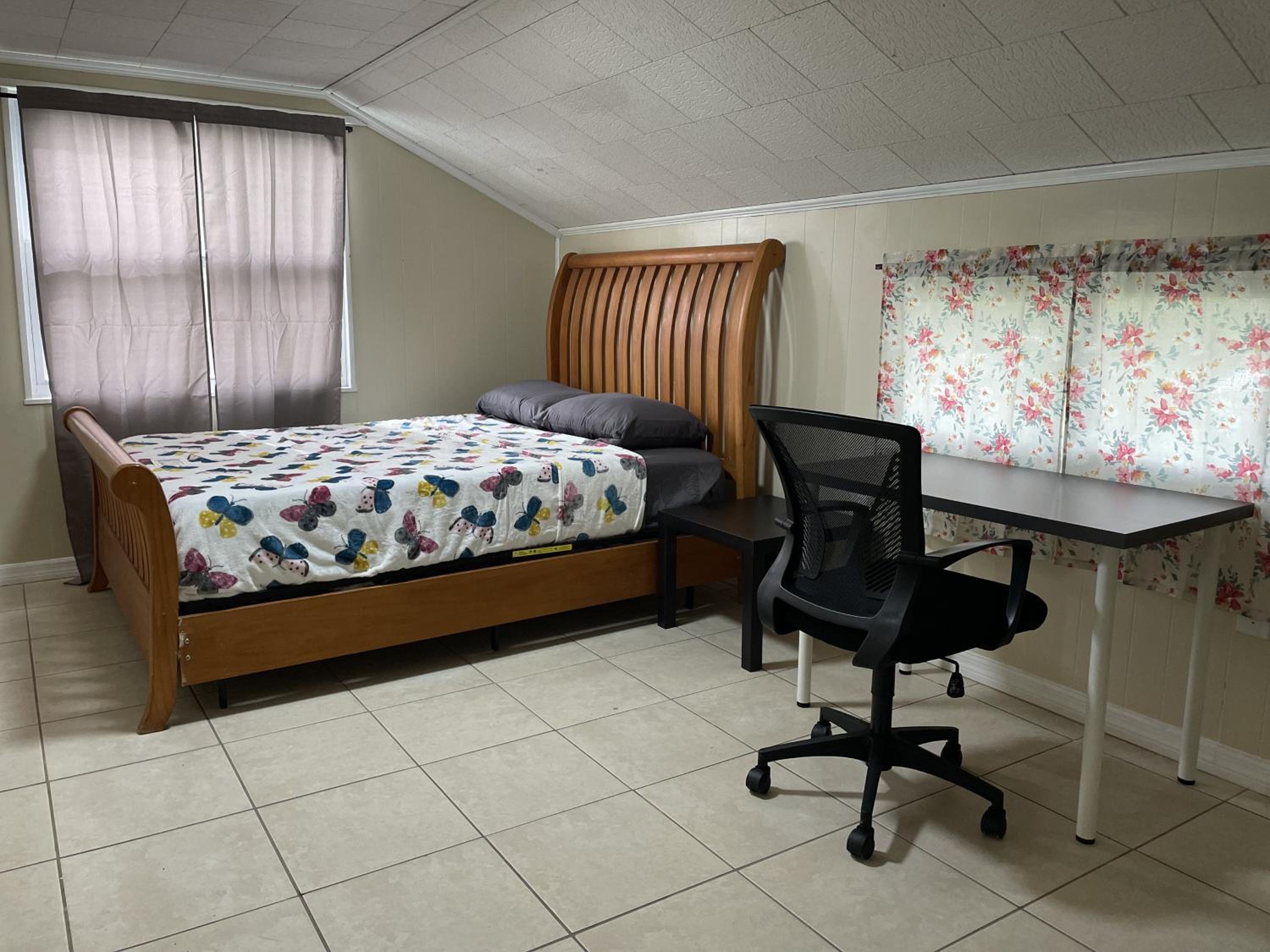 Tampa Vacations - Terrace Guest House - Property Image 10