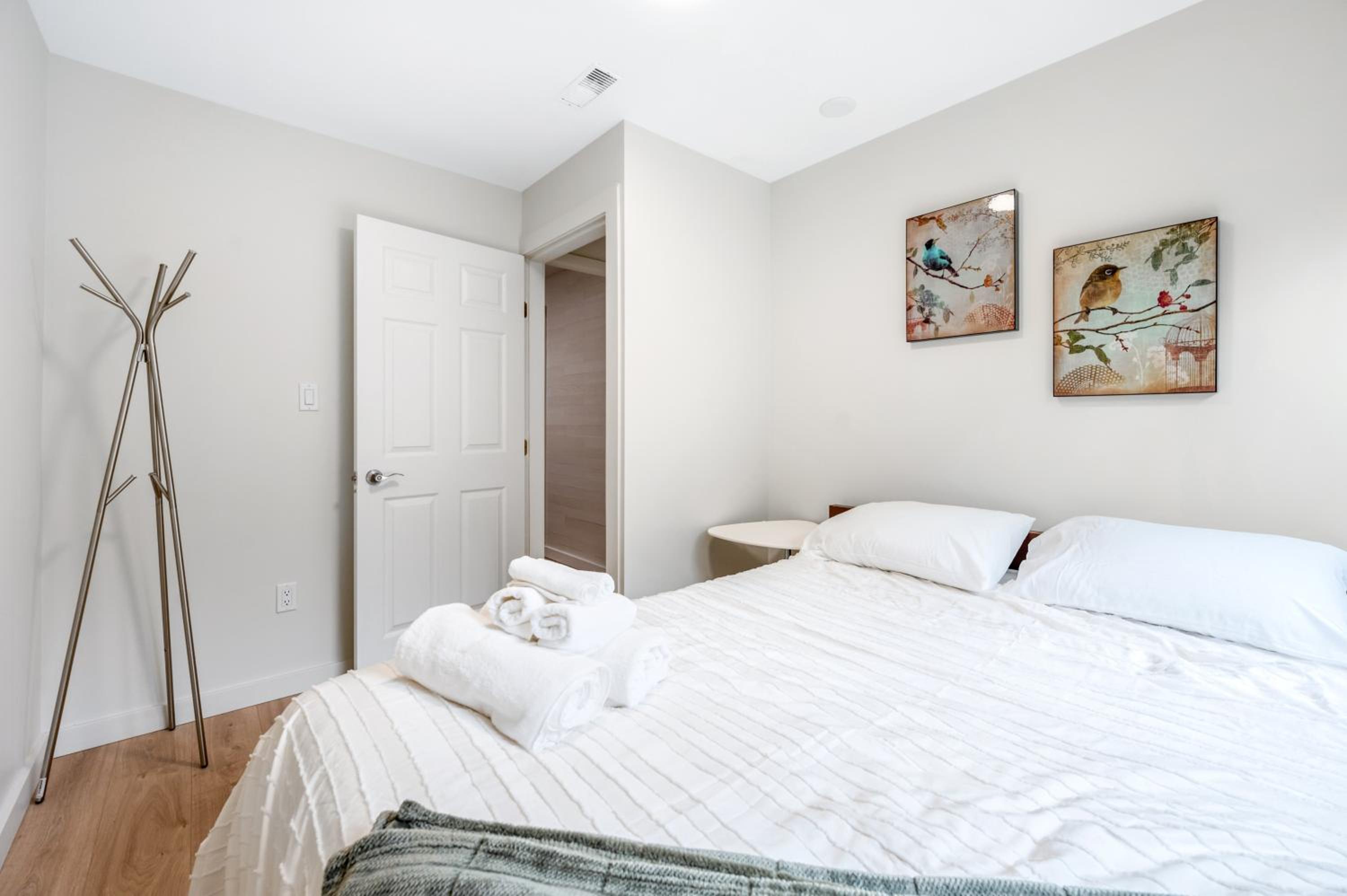 Luxury Delta 2BD Suit on ground floor