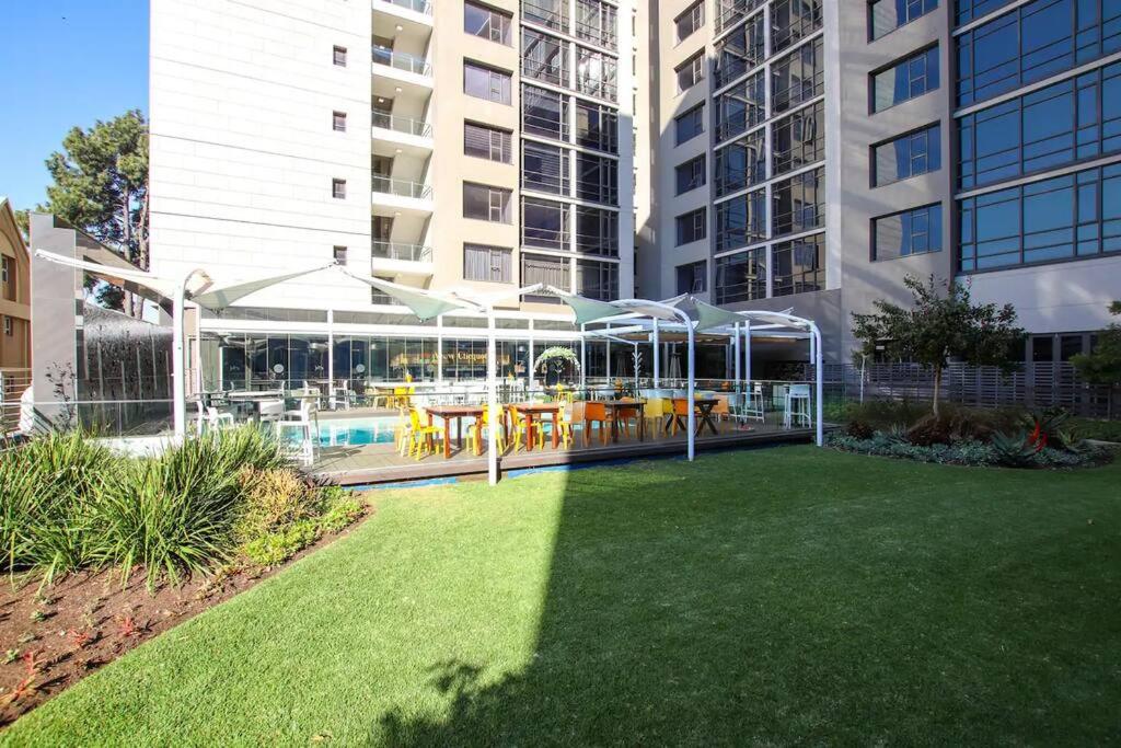 Luxury 2bed with city Lifestyle
