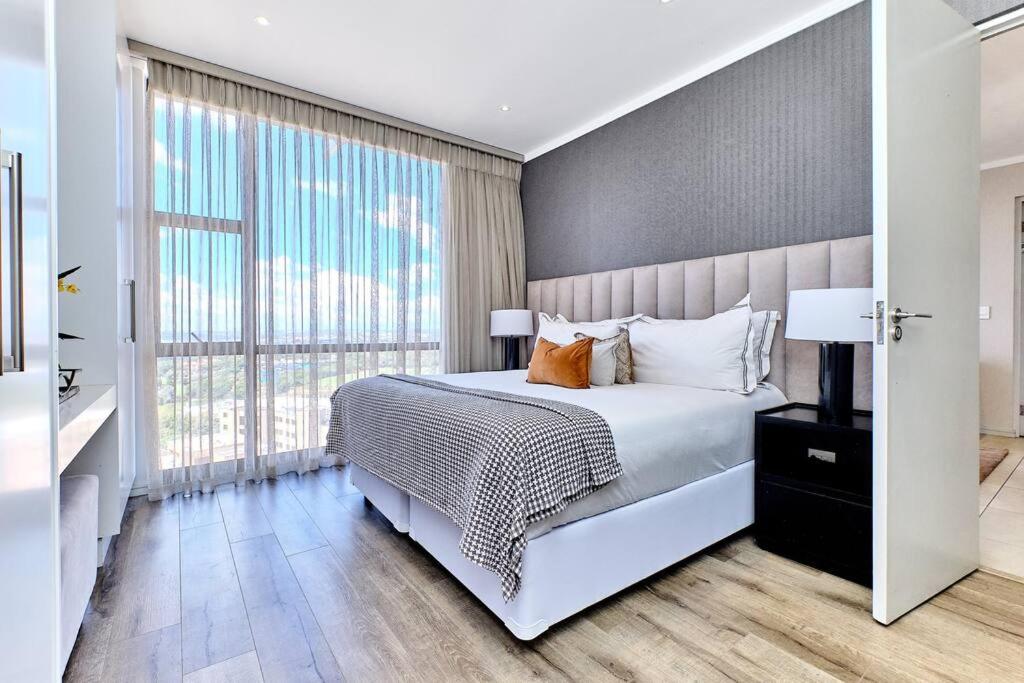 Luxury 2bed with city Lifestyle