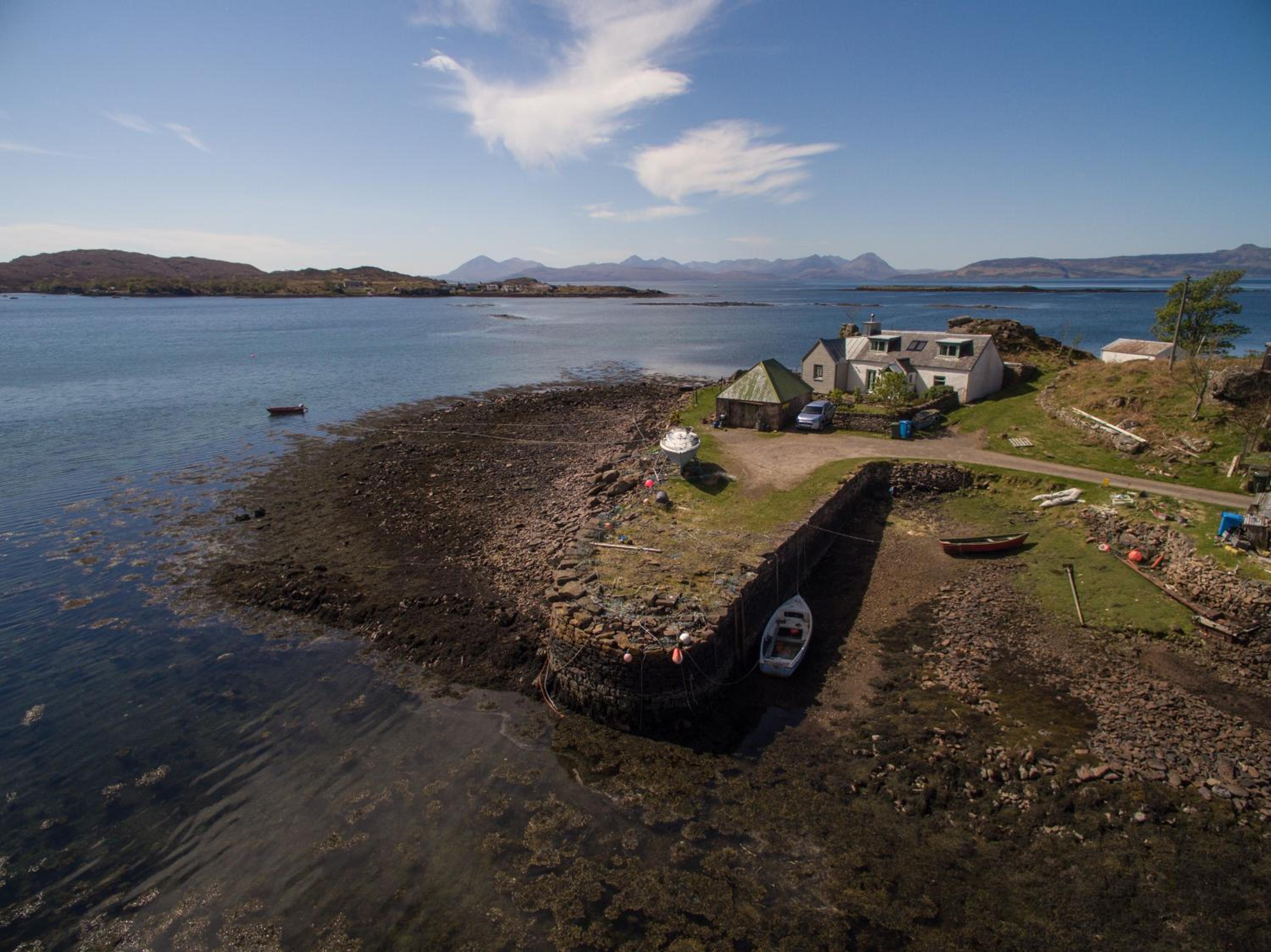 Pier Cottage, Applecross view 2