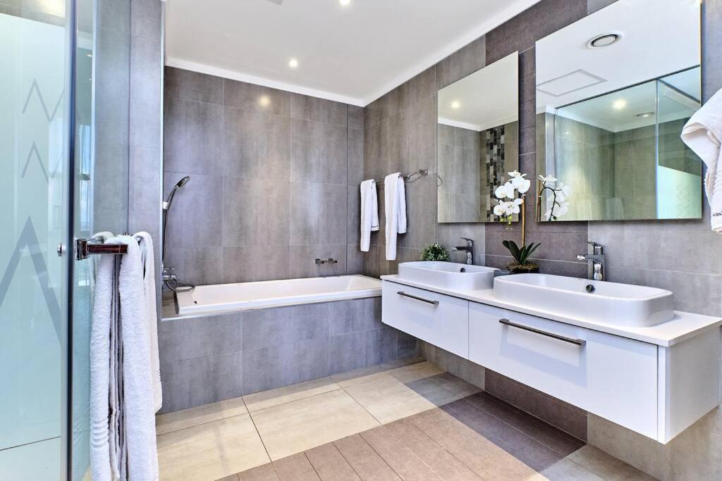 Luxury 2bed with city Lifestyle