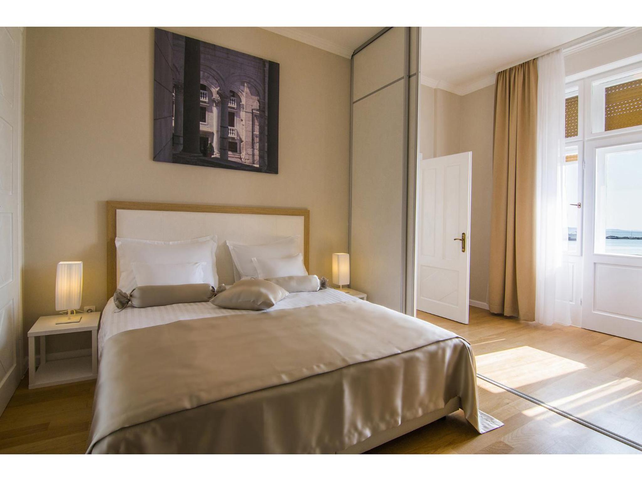 Riva Royal View Luxury Apartments view 5