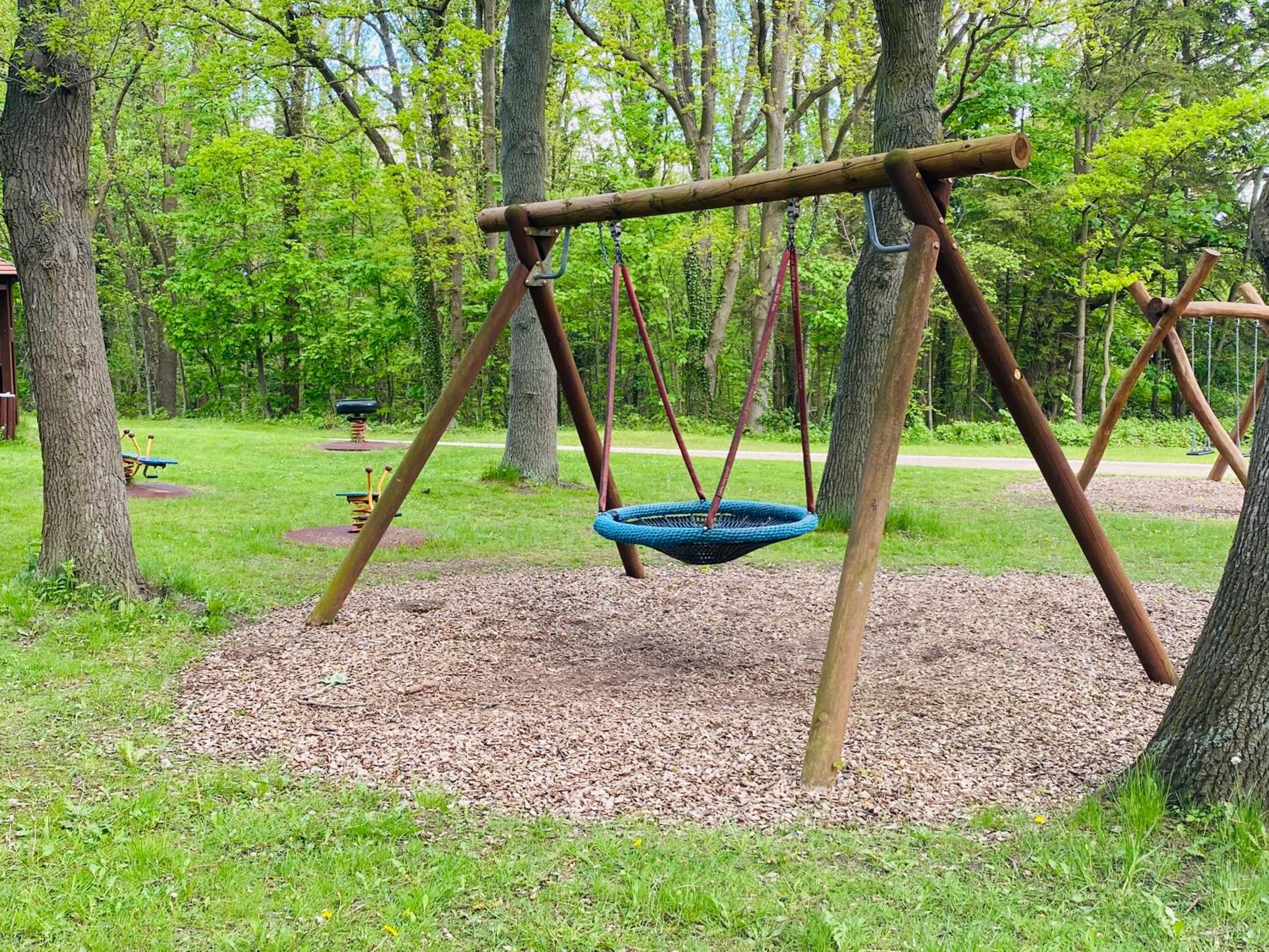 FeWo SONNENDECK Familien-strandnah-Garten-Hunde-Sport-und Schwimmbadnah-HansaPark