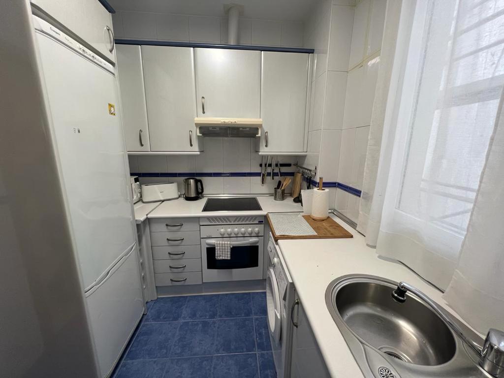 Rooms Barco en Madrid — kitchen