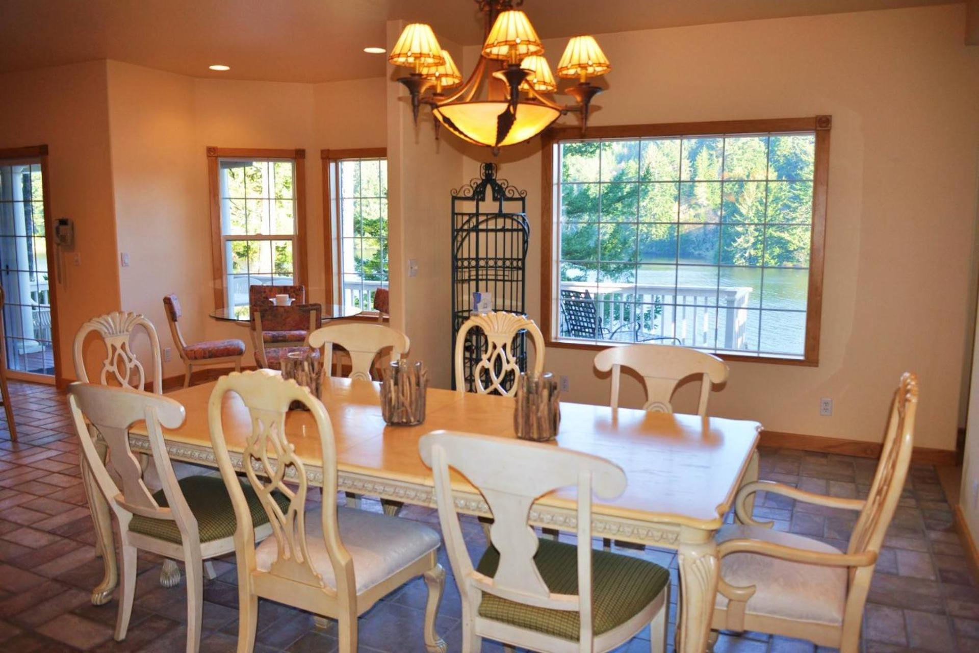 Mercer Lake Estate view 5