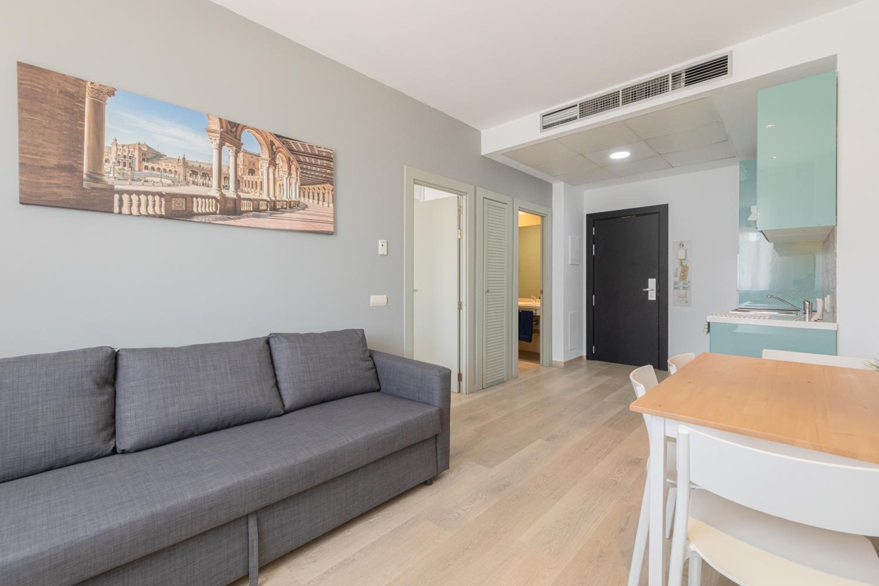 Apartment with free parking and pool photo 2