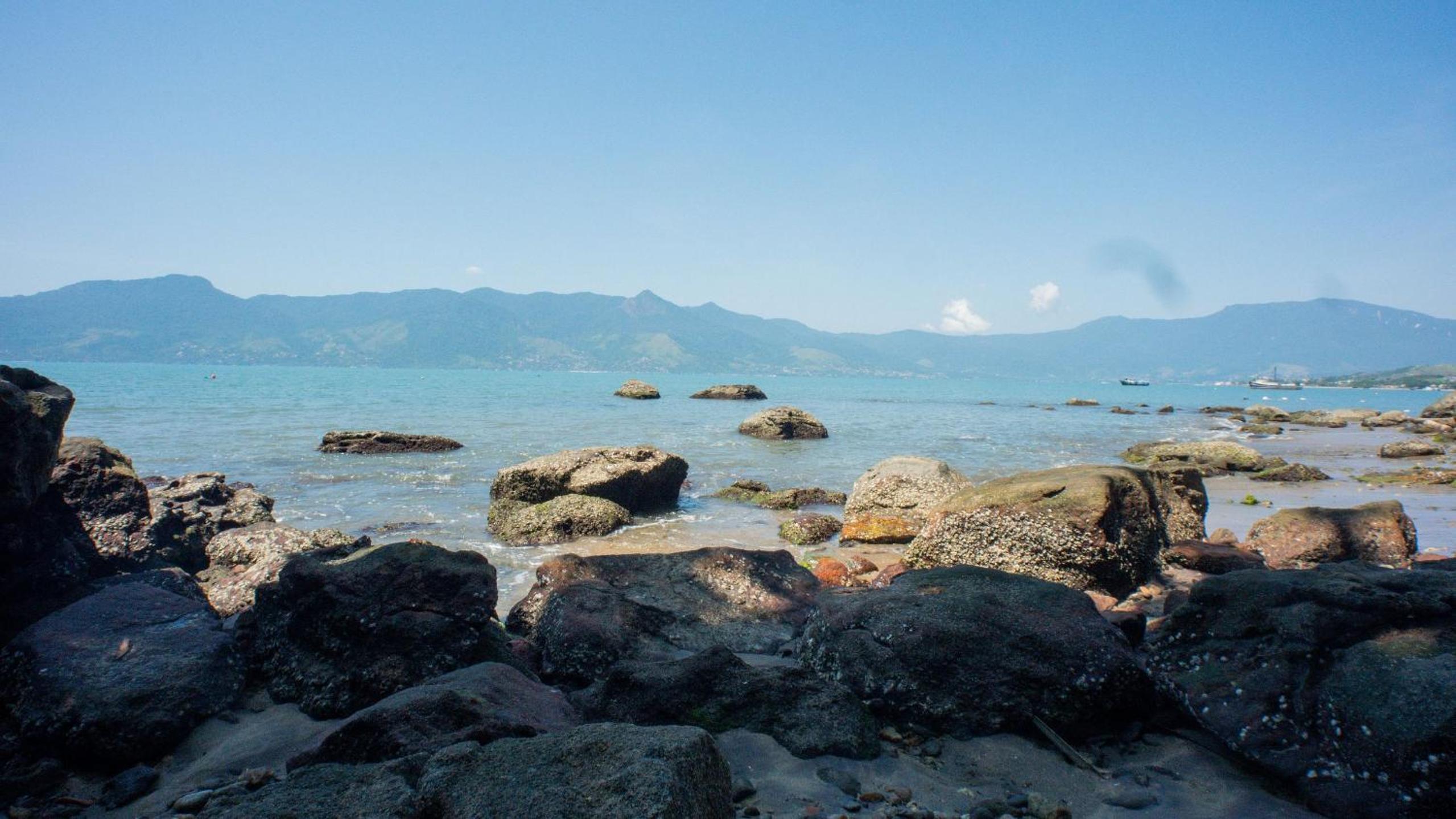 Casa Pé na Areia em frente à Ilhabela