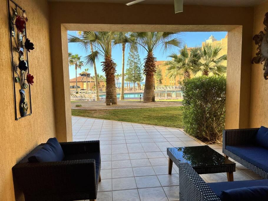 Sandy Beach Princesa D101 Ocean Front Resort