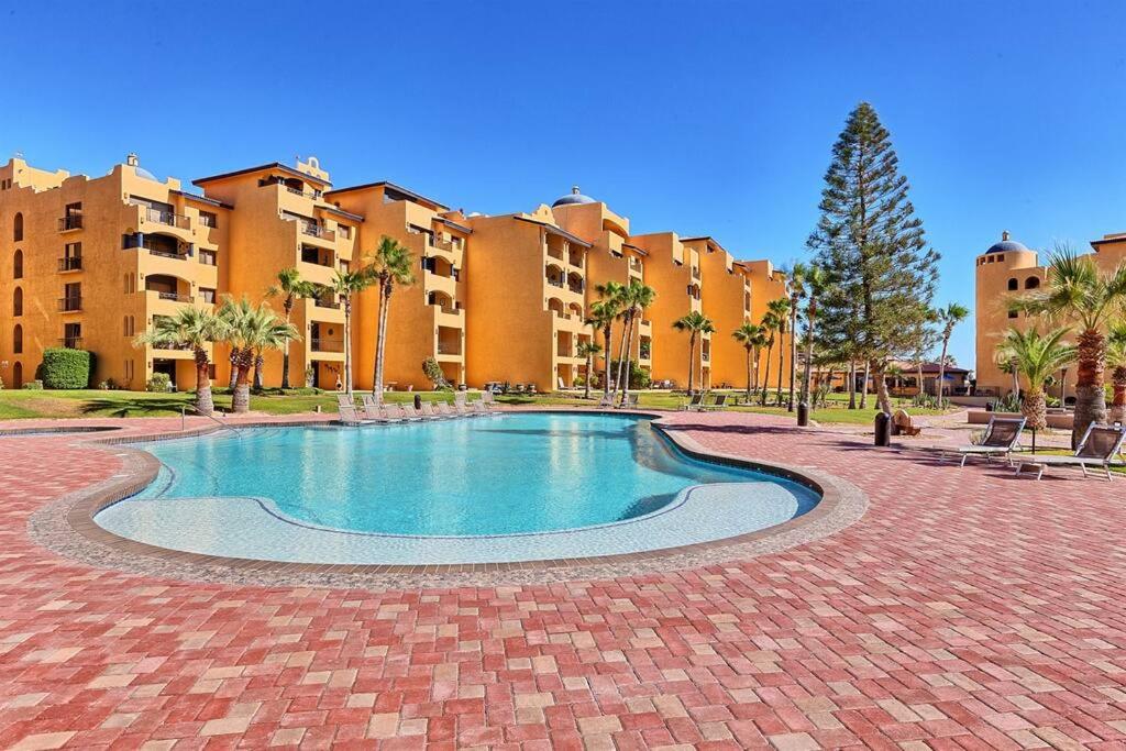 Sandy Beach Princesa D101 Ocean Front Resort