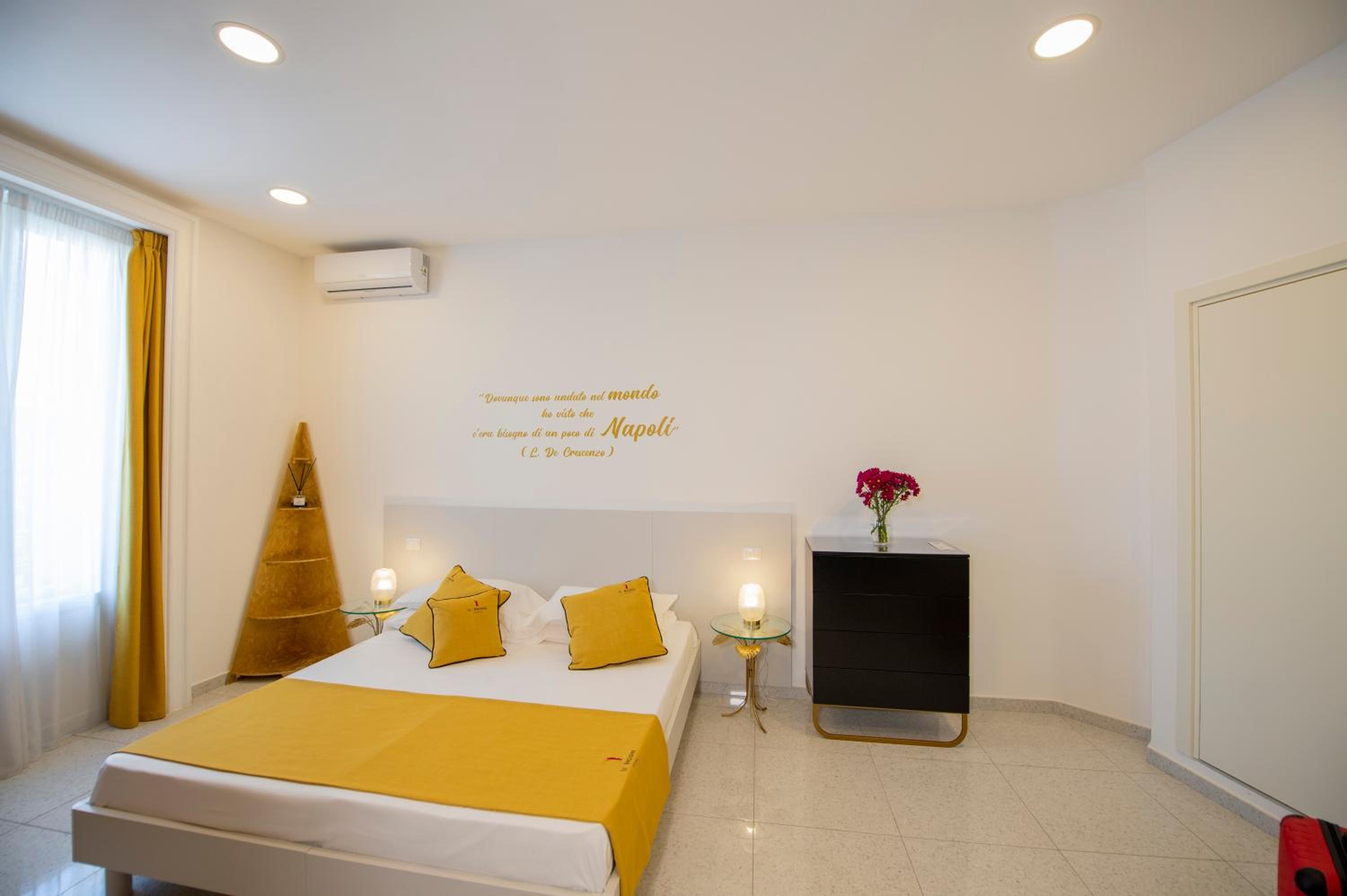 Le Angioine Rooms