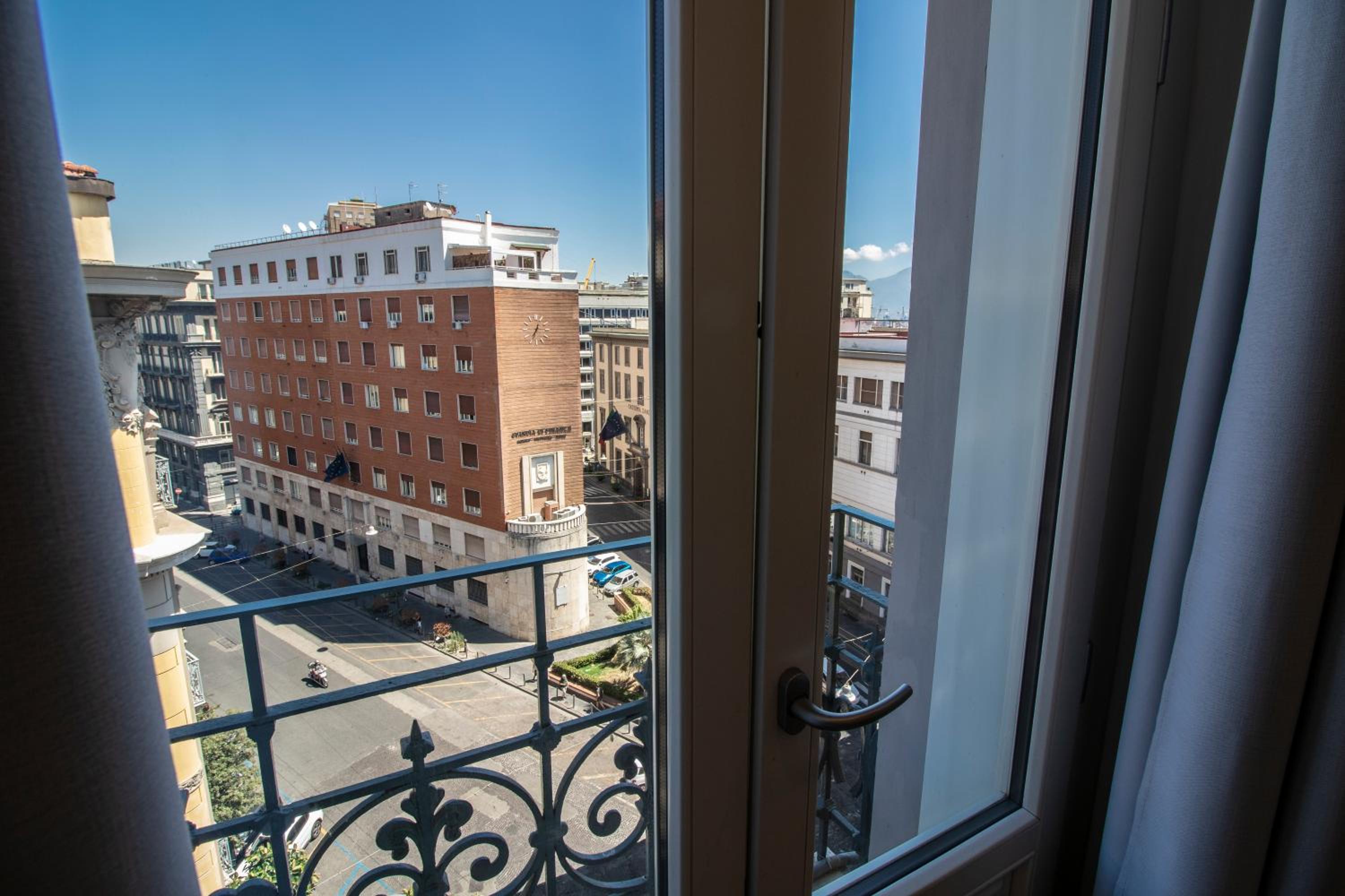 Le Angioine Rooms