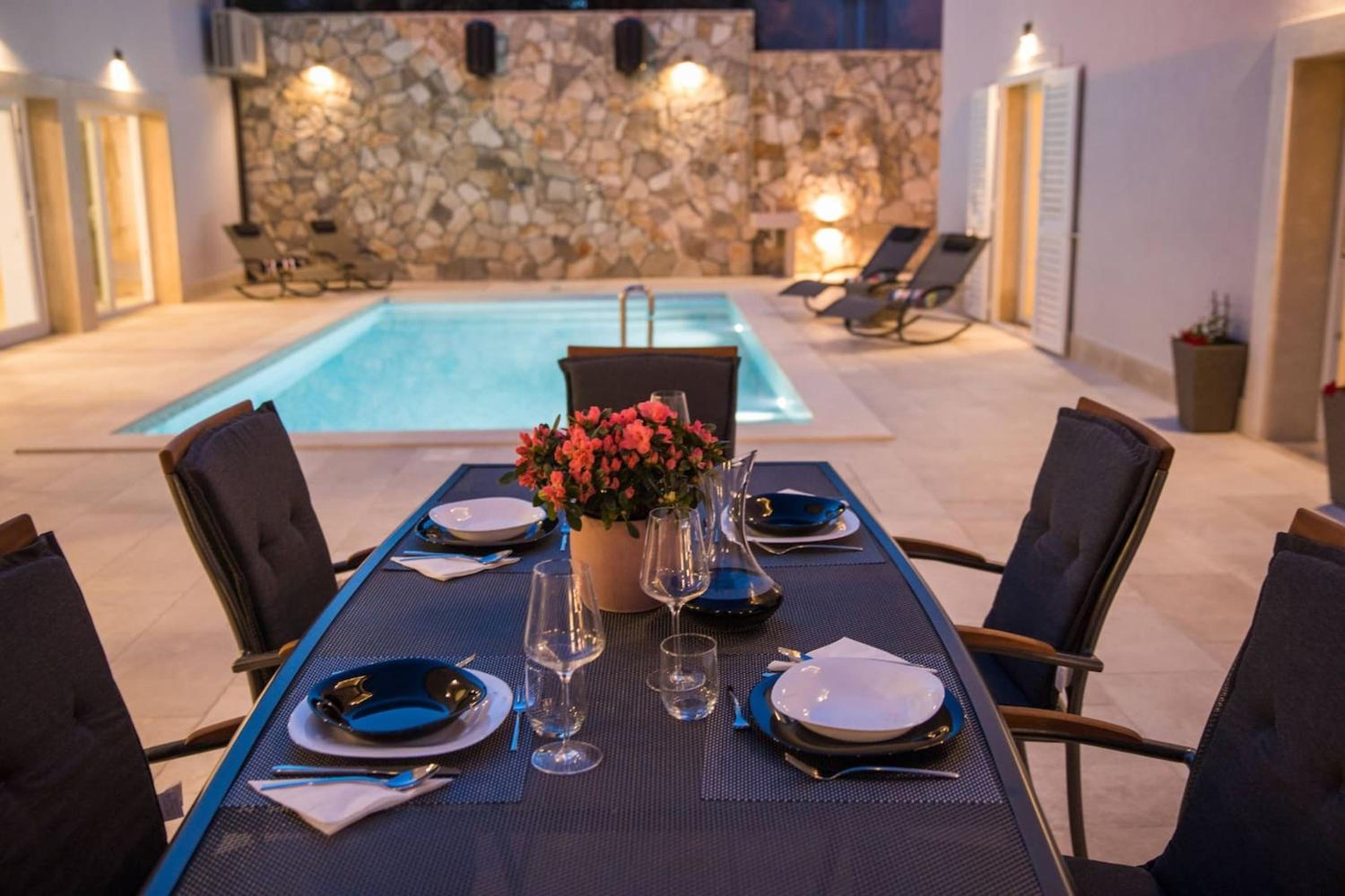 Spacious Villa with Private Pool in Dubrovnik