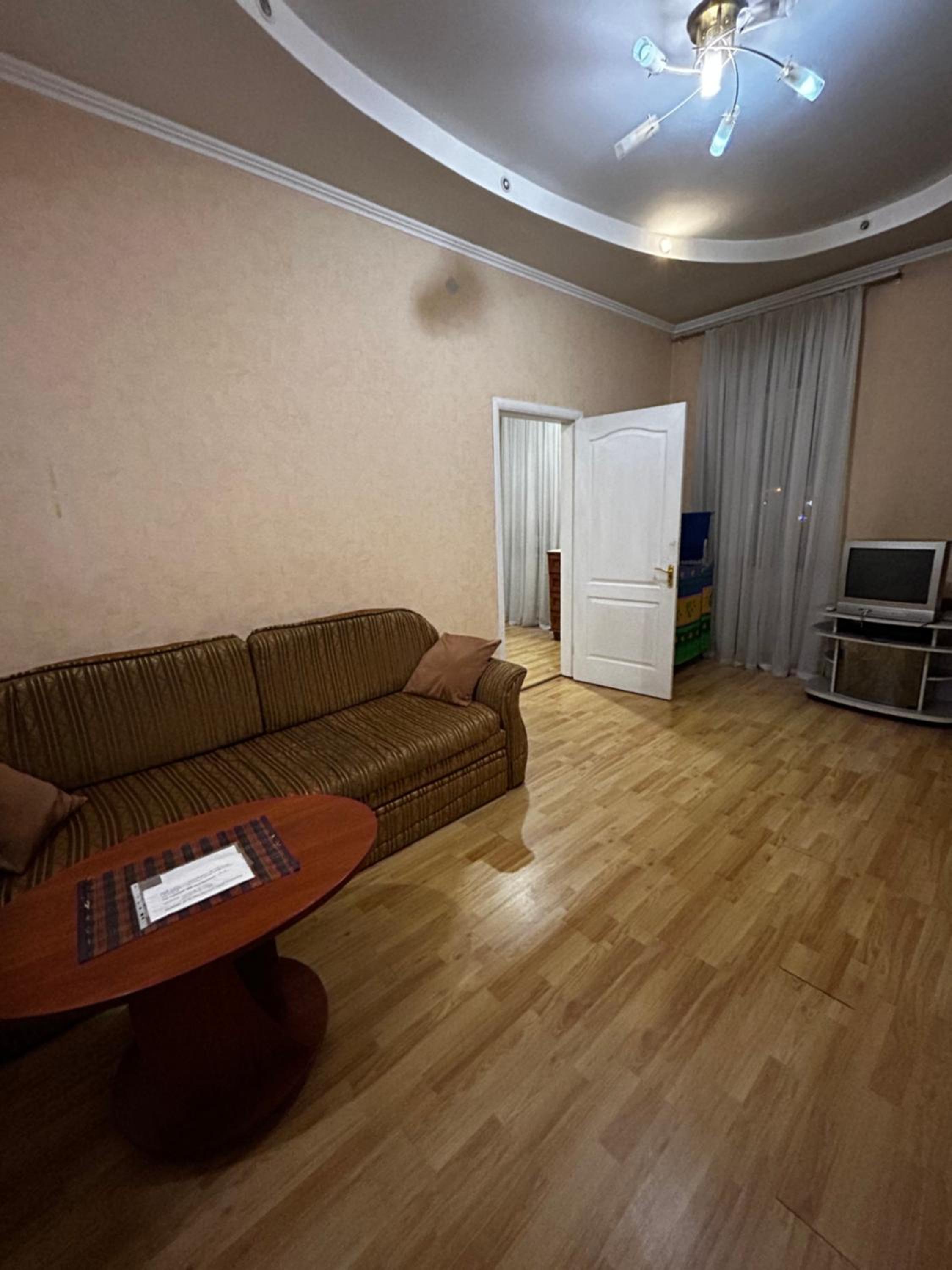 Apartment near train station and close to city center view 2