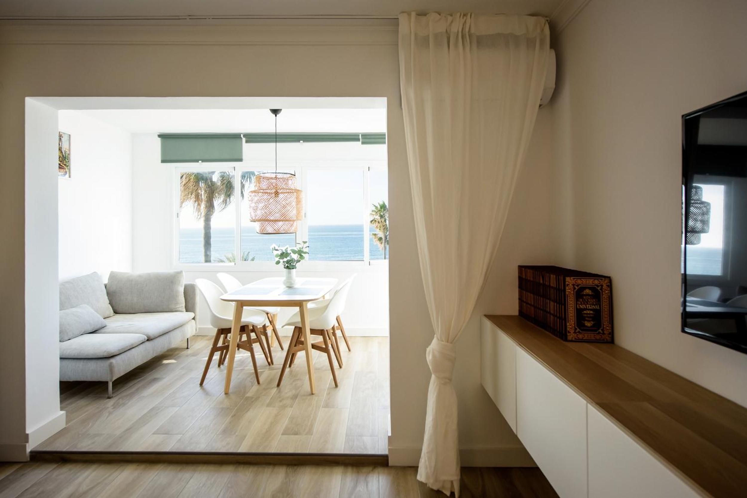 Hotel Fantastic Sea View Apartament DOÑA LOLA - Image 1